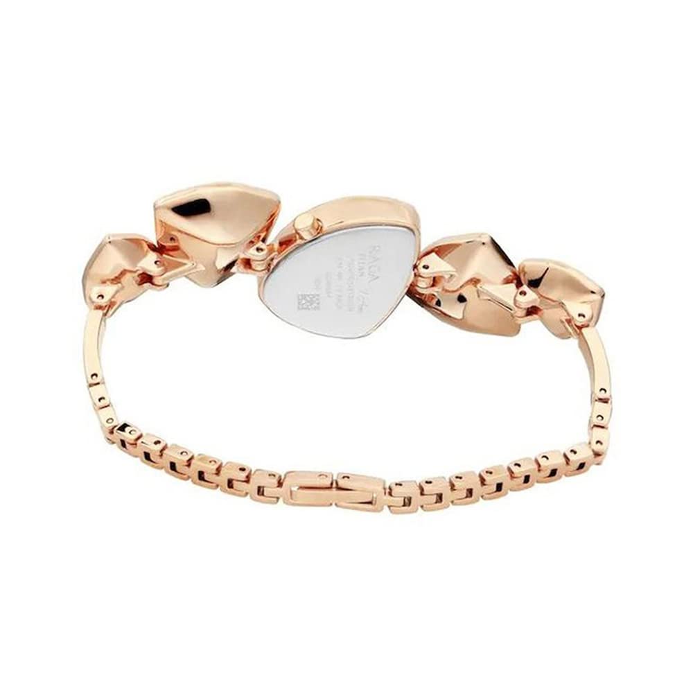 Titan Raga I Am Maroon Dial Women Analog Watch With Metal Strap-Ns95095Wm02F, Band Color:Rose Gold/NT95095WM02F