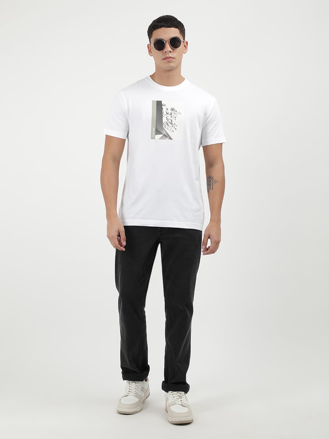 Calvin Klein Mens White Color T-Shirt (S)