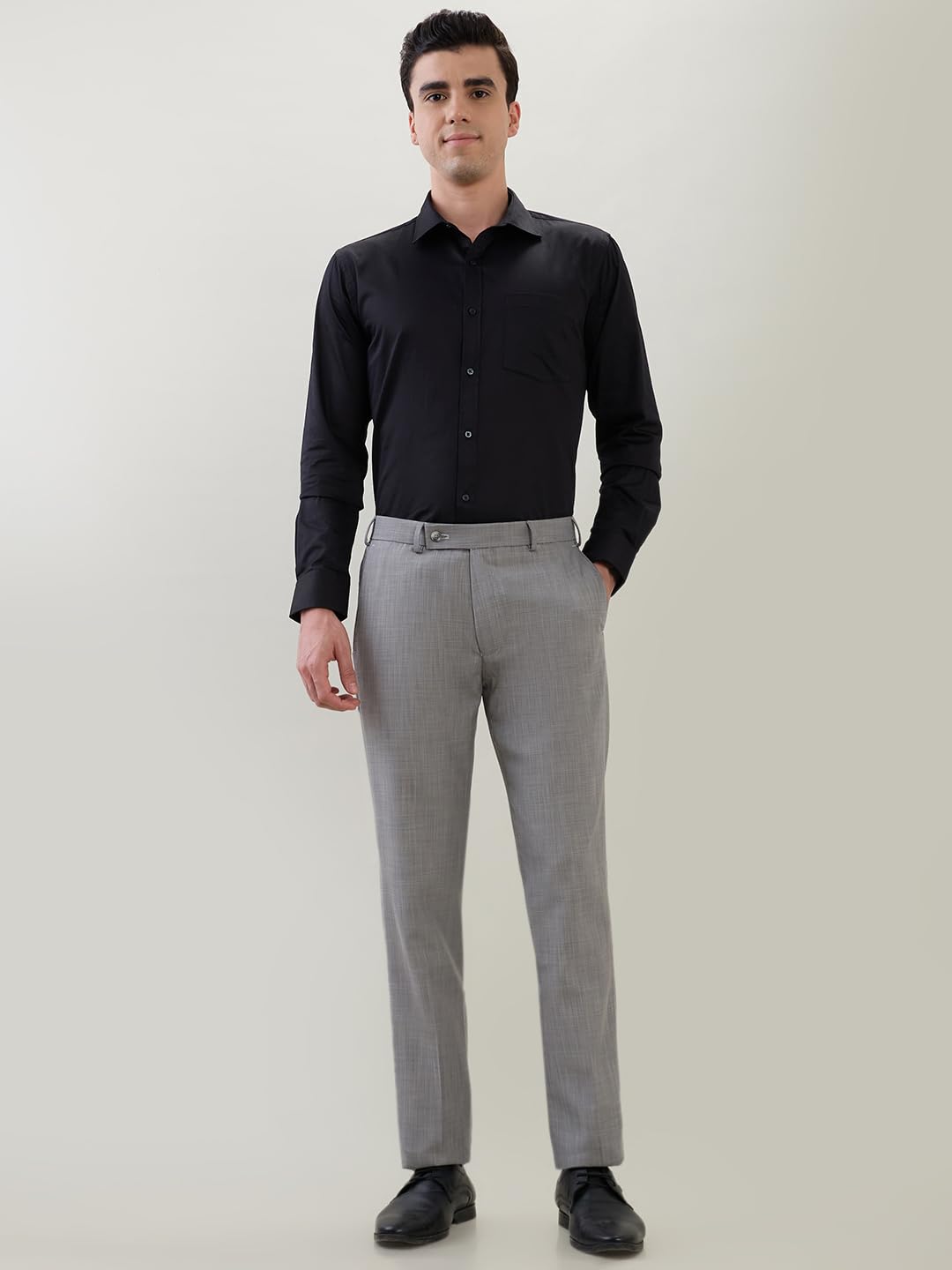 Park Avenue Men Slim Fit Solid Pattern Poly Viscose Blend Flat Front Formal Trouser Light Grey