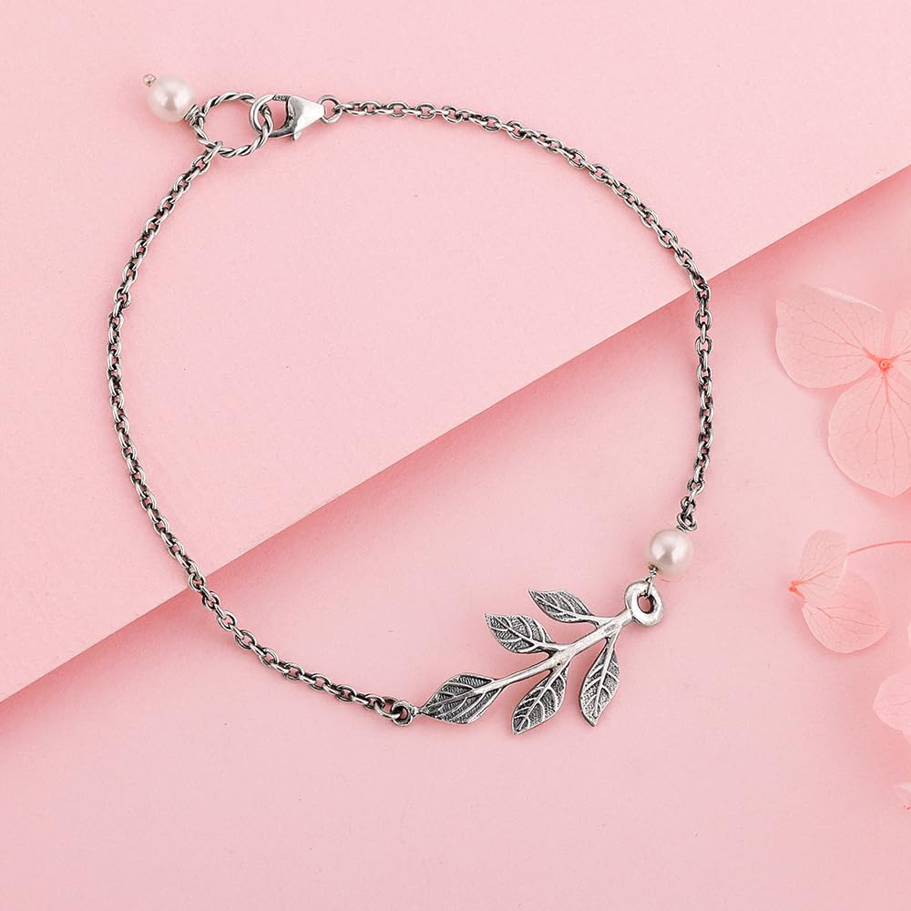 GIVA AVNI 925 Oxidised Silver Leaf Bracelet, Adjustable | Gifts for Girlfriend, Gifts for Women & Girls| With Certificate of Authenticity and 925 Stamp | 6 Month Warranty*