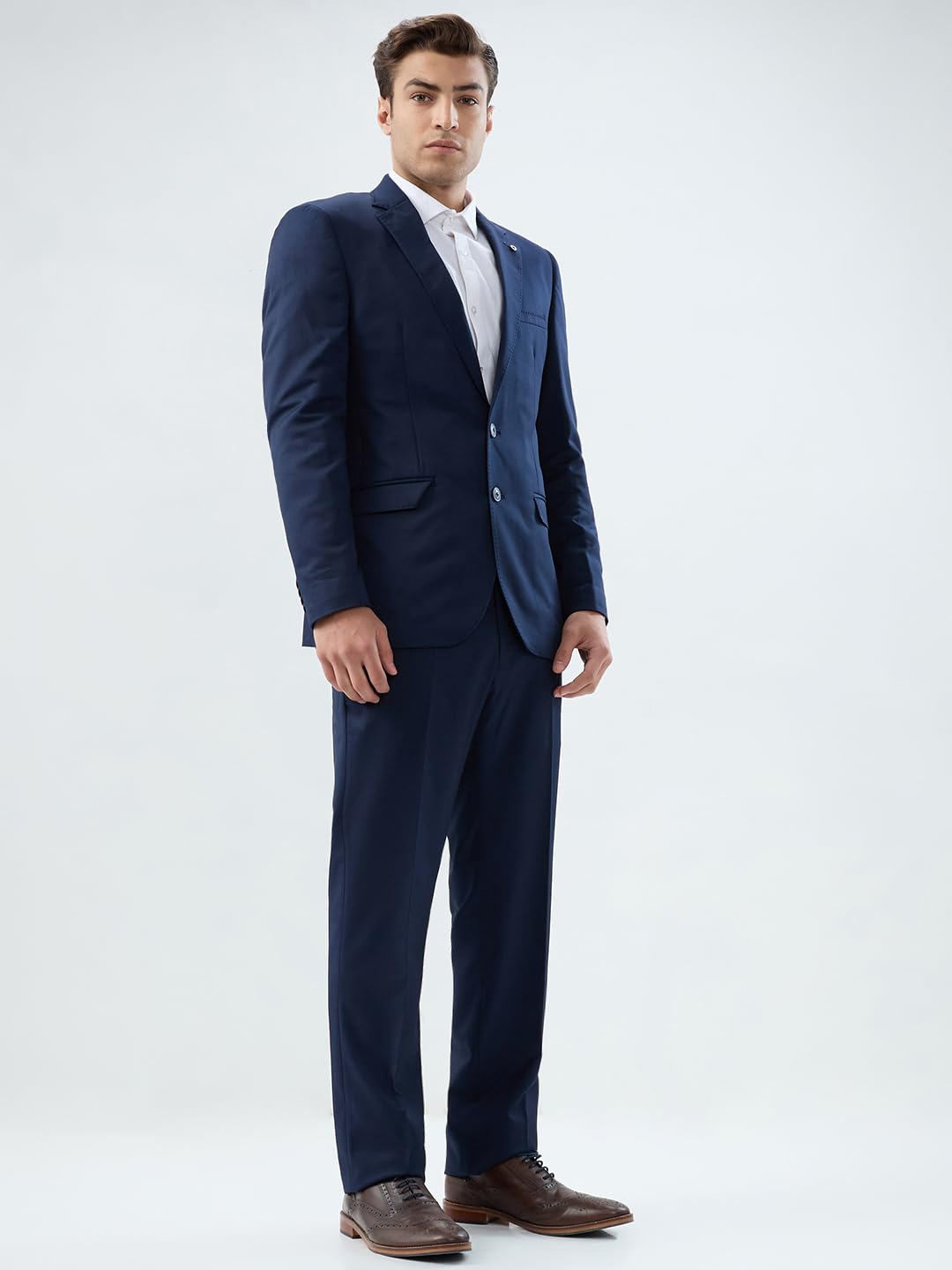 Raymond Men Contemporary Fit Solid Pattern Poly Viscose Blend Notch Lapel Flat Front Formal Suit Dark Blue