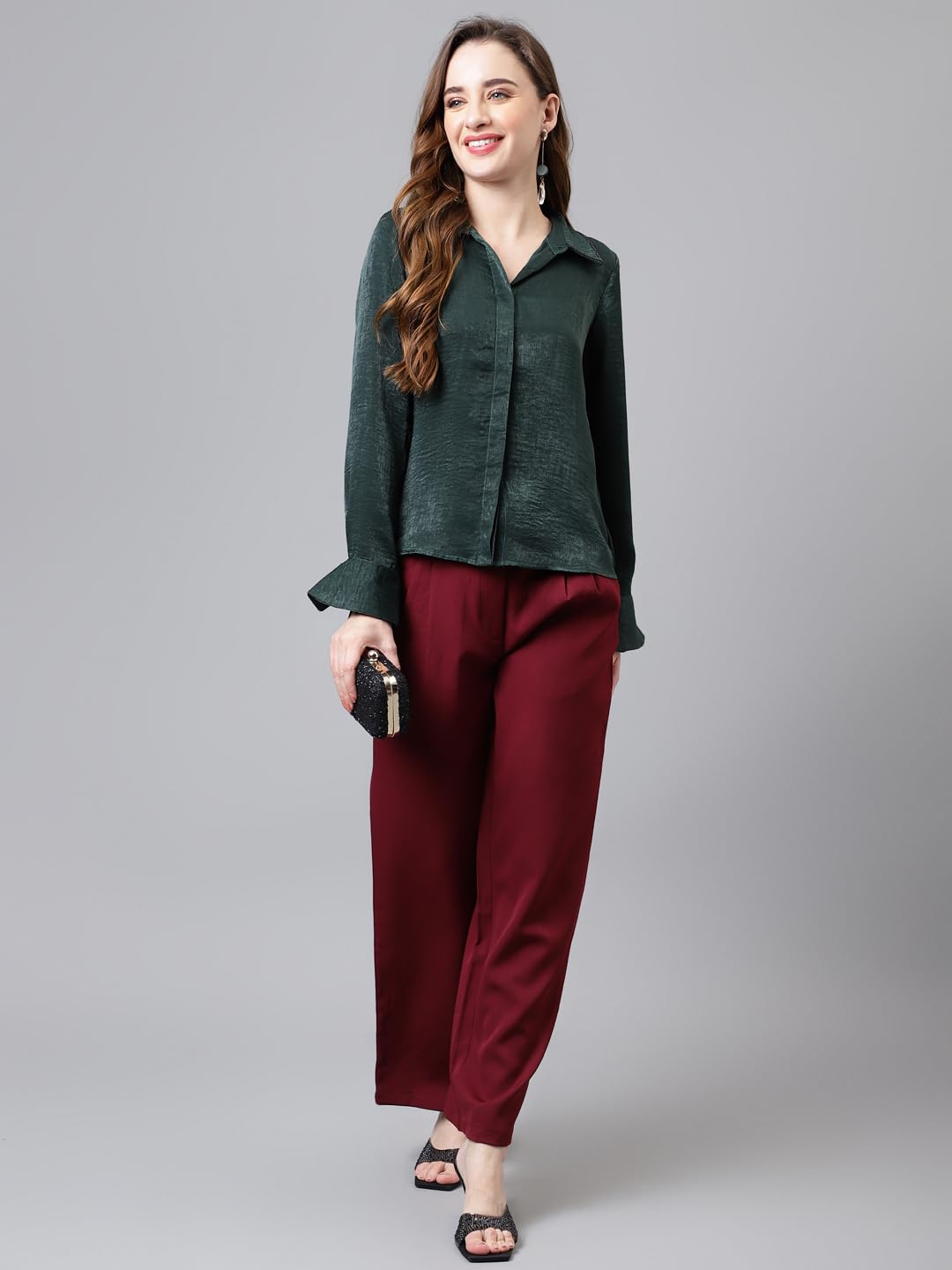 Latin Quarters Women's Green Bottle Full Sleeves Solid/Plain Collar Neck Polyester Top_L