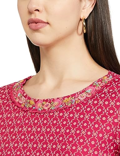 W for Woman Dark Pink Boat Neck Kurta with Thread Embroidery_22FEW17481-117940_L