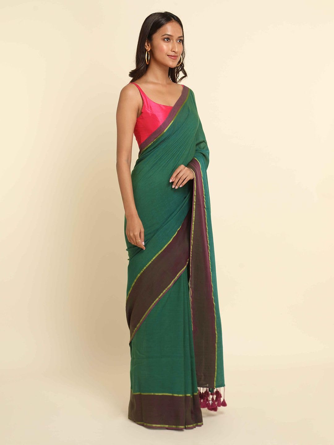 Suta Green Purple Solid Cotton Blend Saree