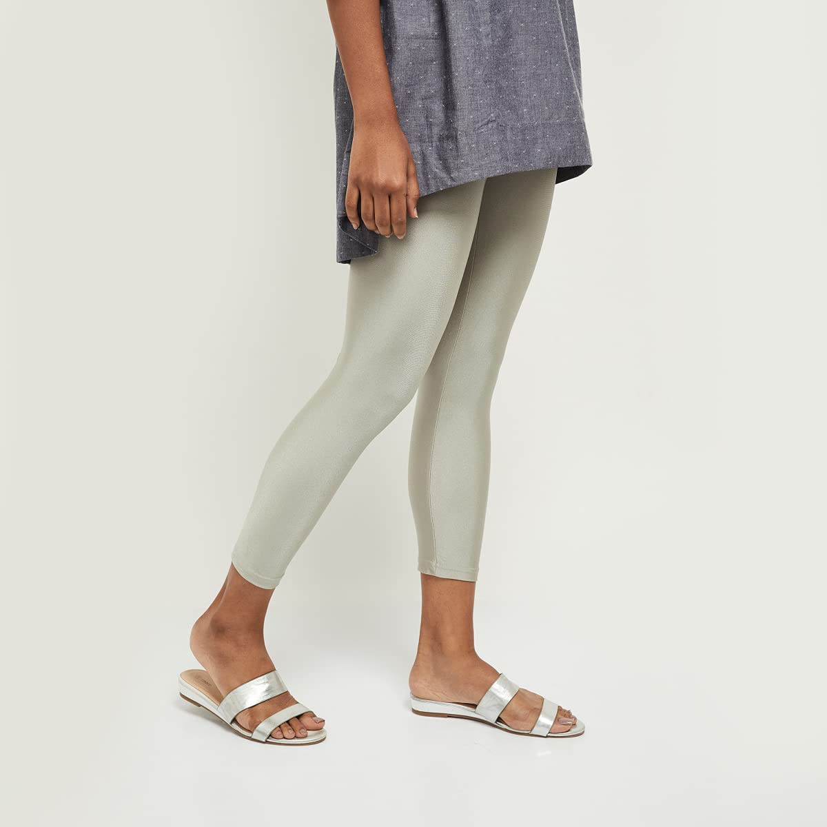 Max Women Solid Ankle-Length Leggings (NOOSAL21SI_Silver_M) Regular