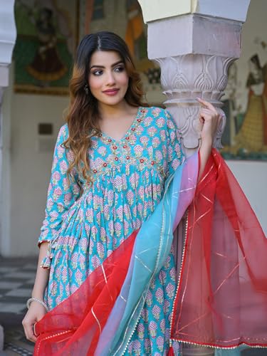 Divena Turquoise blue Floral Muslin Printed Kurta Pand with Dupatta