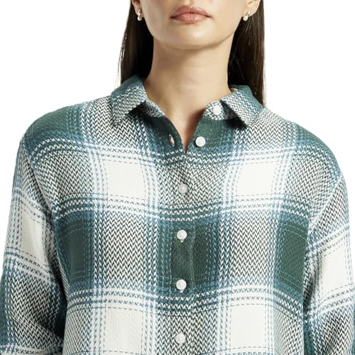 Levi's Women's Plaid Green Relaxed Fit Shirt