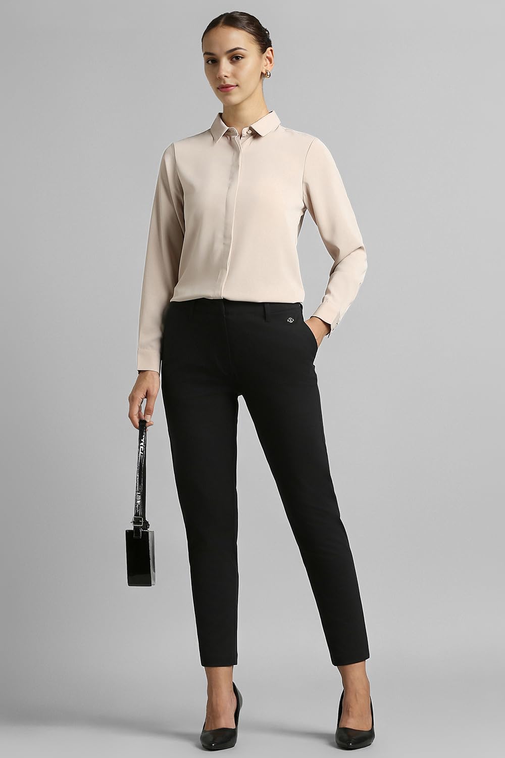 Van Heusen Women's Regular Pants (VWKBCRGFN22457_Black