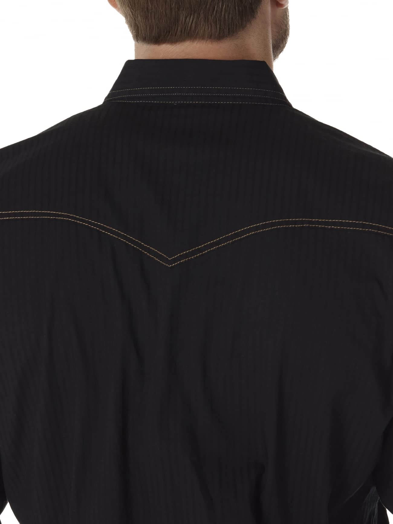 Wrangler Men's Retro Two Pocket Long Sleeve Snap Shirt, Black, Large