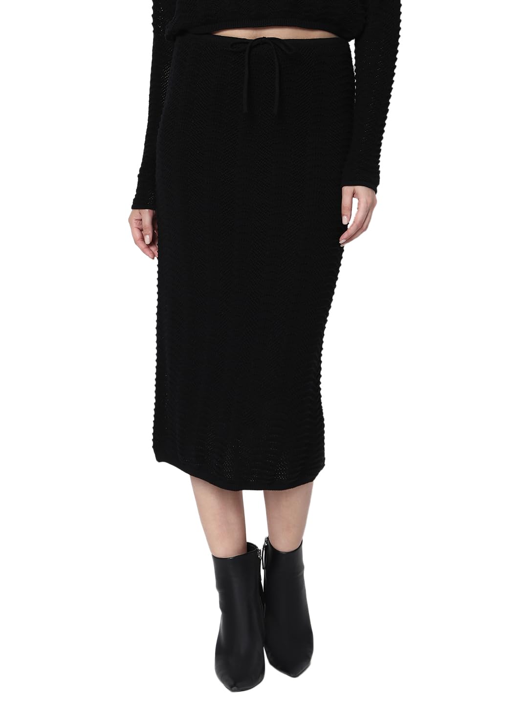 VERO MODA Women's Straight Fit High-Rise Black Skirt