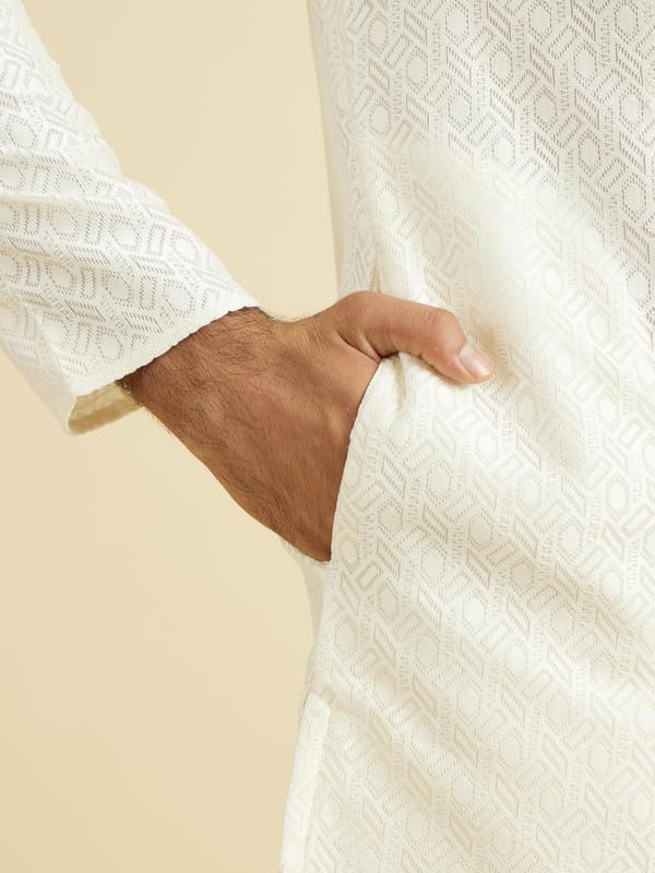 Manyavar Men's Art Silk Self Design Kurta Pyjama Set (2pcs)