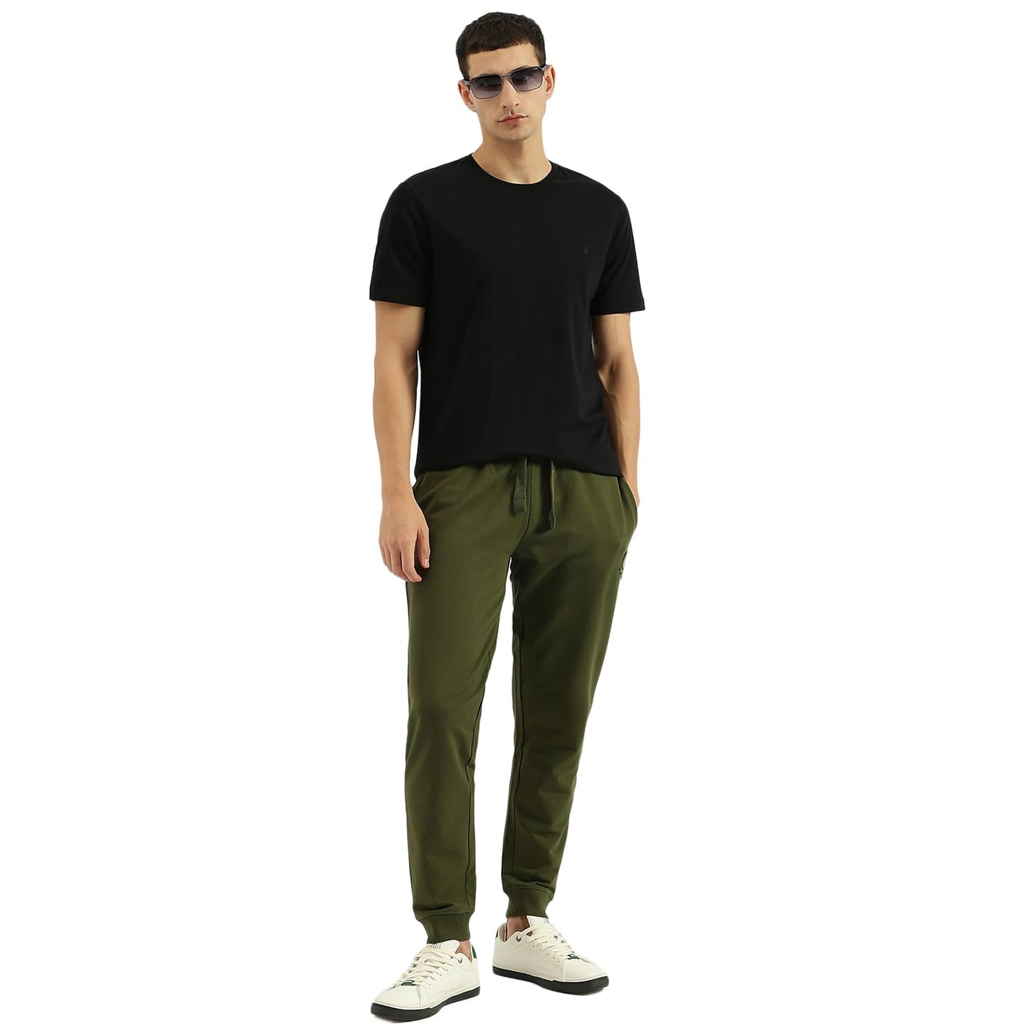 United Colors of Benetton Relaxed Fit Round Neck Solid T-Shirt (Size:XL)-01C3099S3300I100XL Black