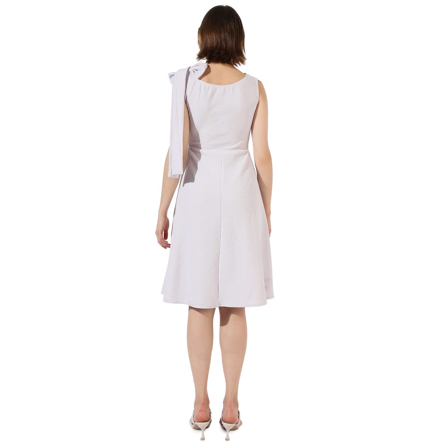 Campus Sutra Women's Solid White Sleeveless Midi Length Regular Fit Dress for Casual Wear | V Neck Dress Crafted with Comfort Fit and High Performance for Everyday Wear