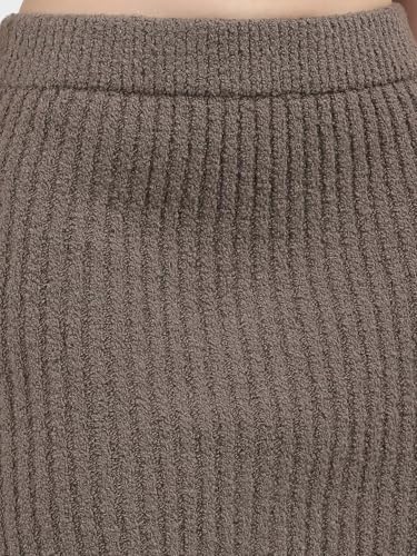 Calvin Klein Jeans Slim Fit Solid Mid Rise Skirt