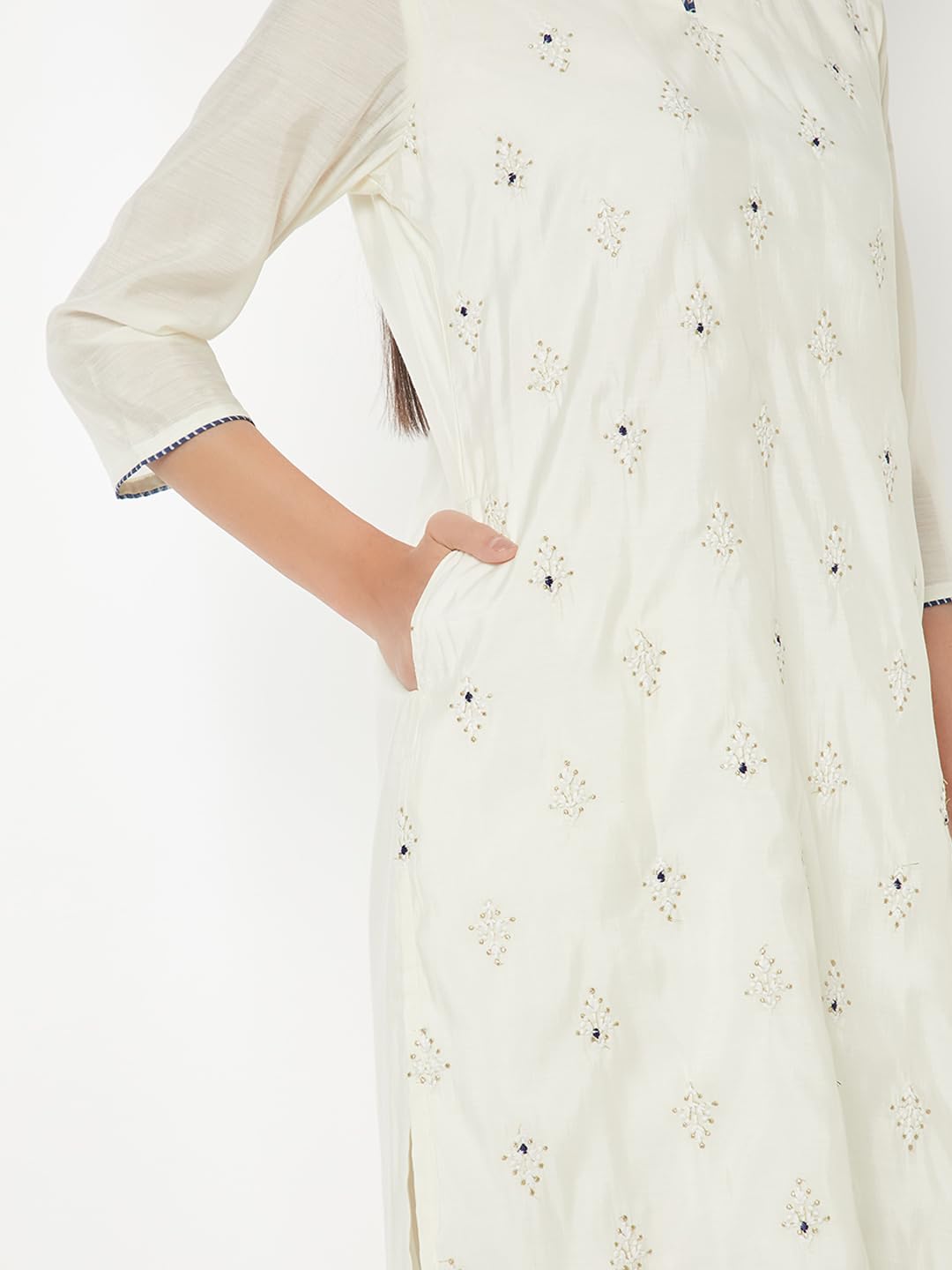 Max Women Embroidered Straight Kurta Set (Off White_XXL)