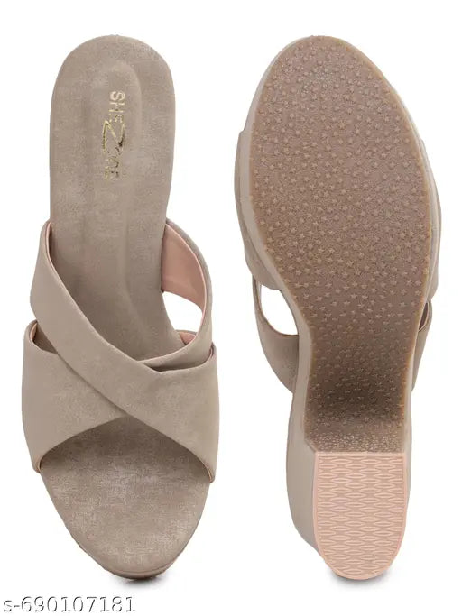 Shezone Women's Beige Sandals