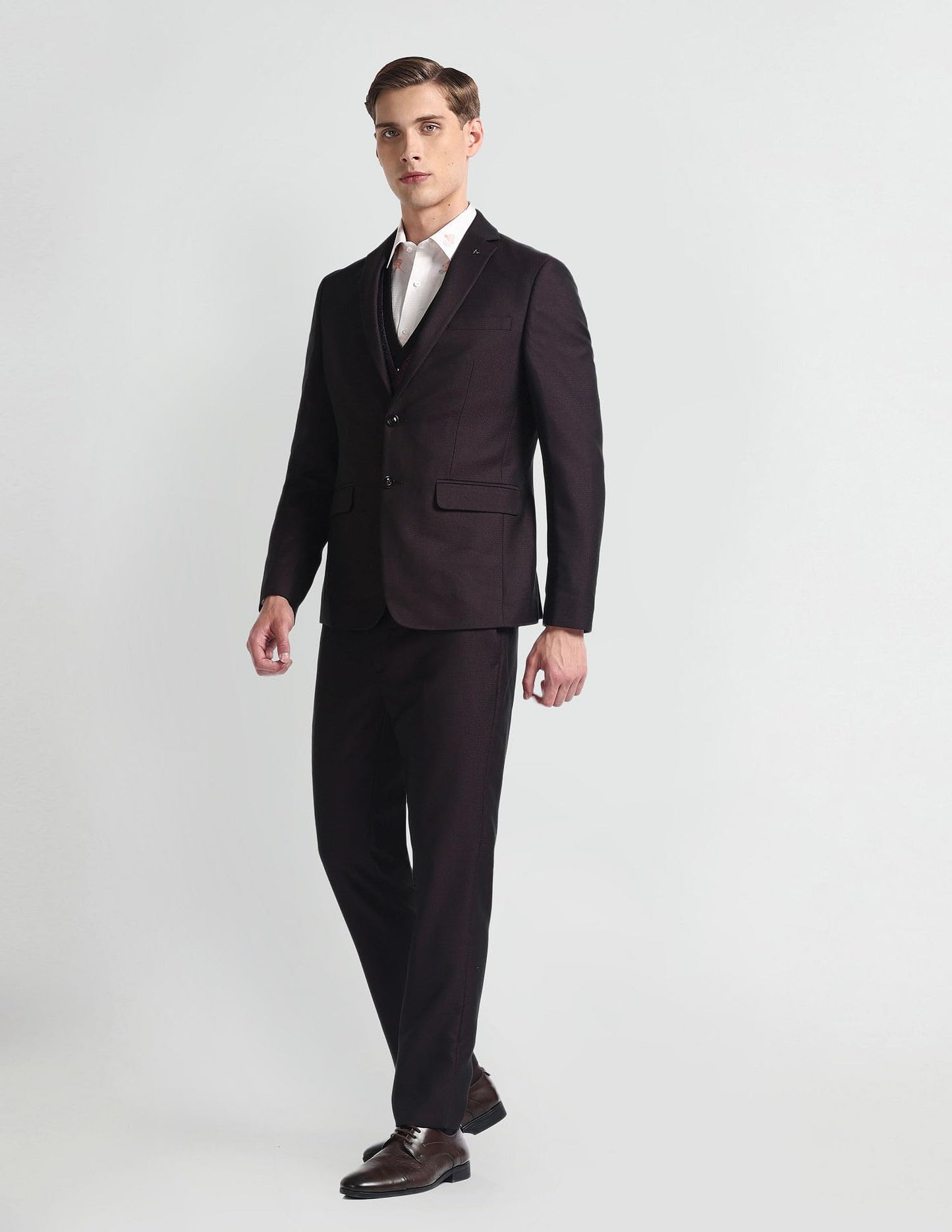 Arrow Men's Polyester Single Breasted Business Suit Pants Set (ARAHSU5558_Wine