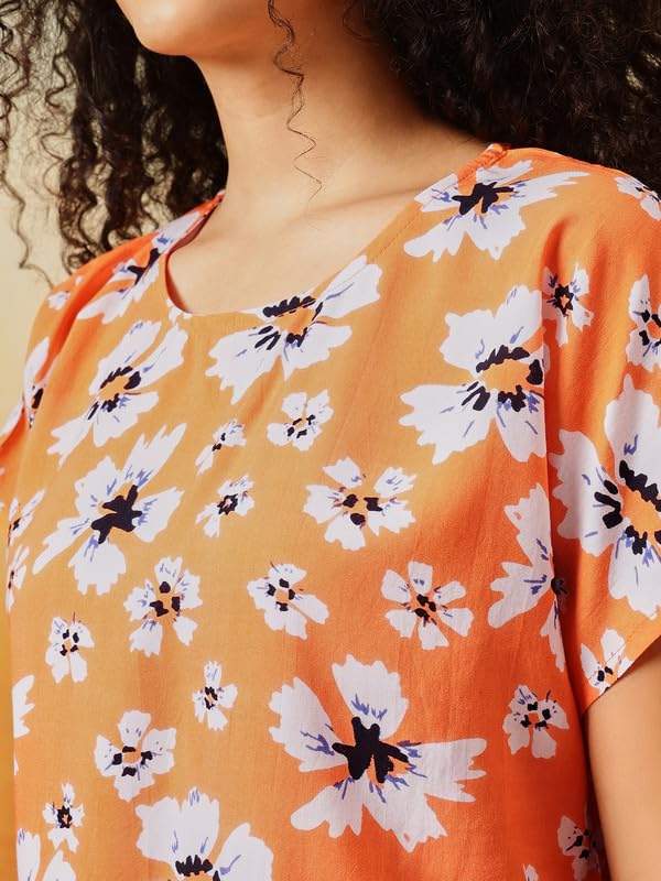 Clovia Women's Floral Printed Rayon Night Suit | Top and Shorts Sleepwear Set with Pocket | Nightwear Co-ord Set (LS0533D16_Orange_M)