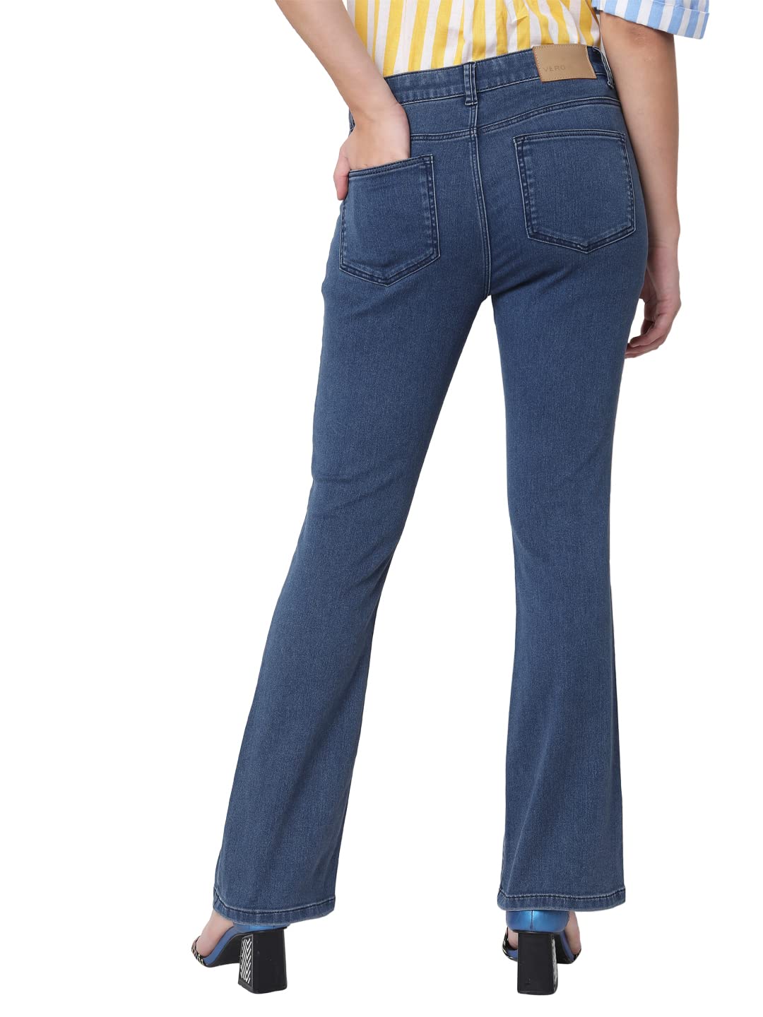 VERO MODA Bootcut fit Jeans (221575102_Medium Blue Denim_33)