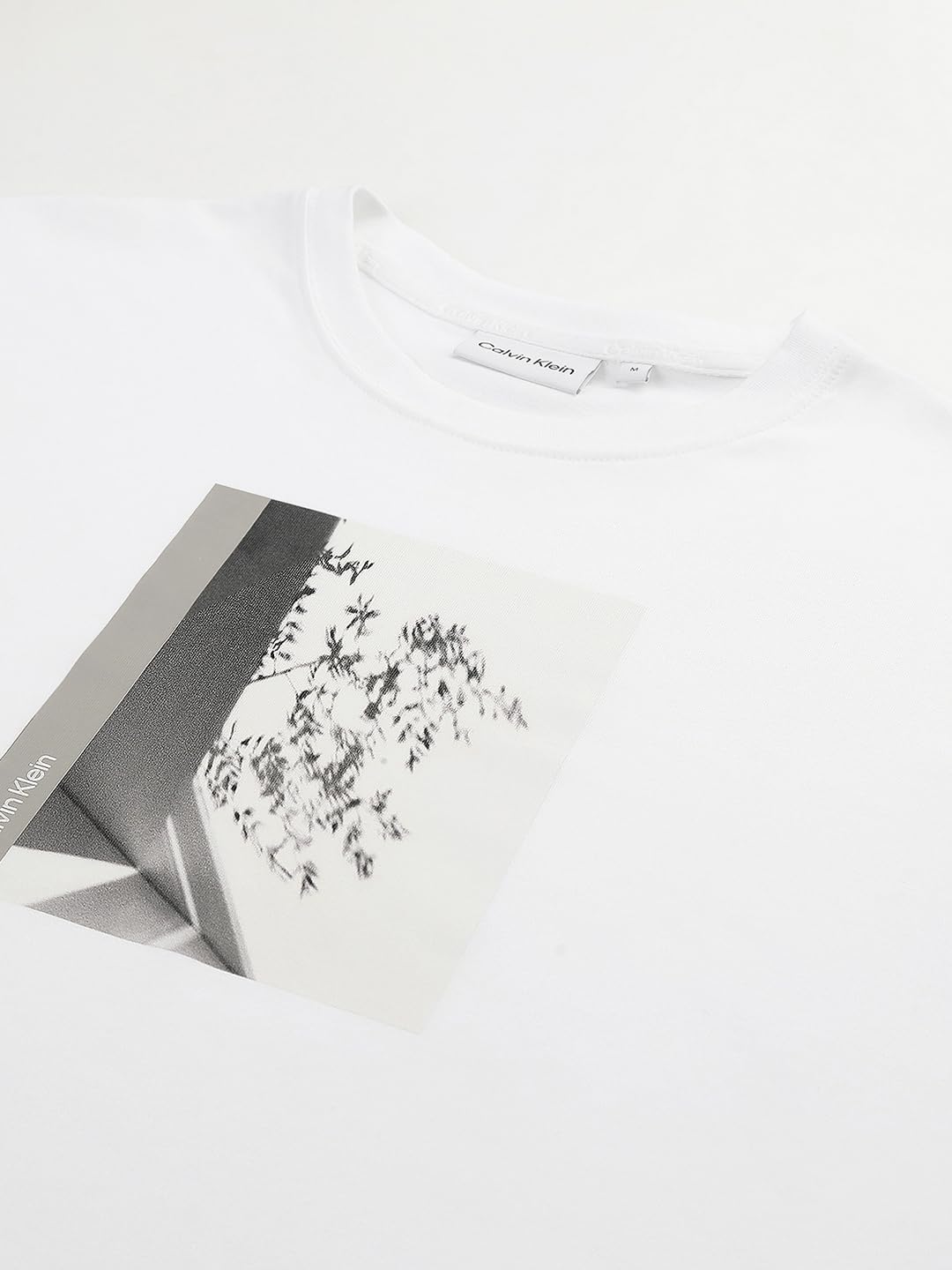 Calvin Klein Mens White Color T-Shirt (S)