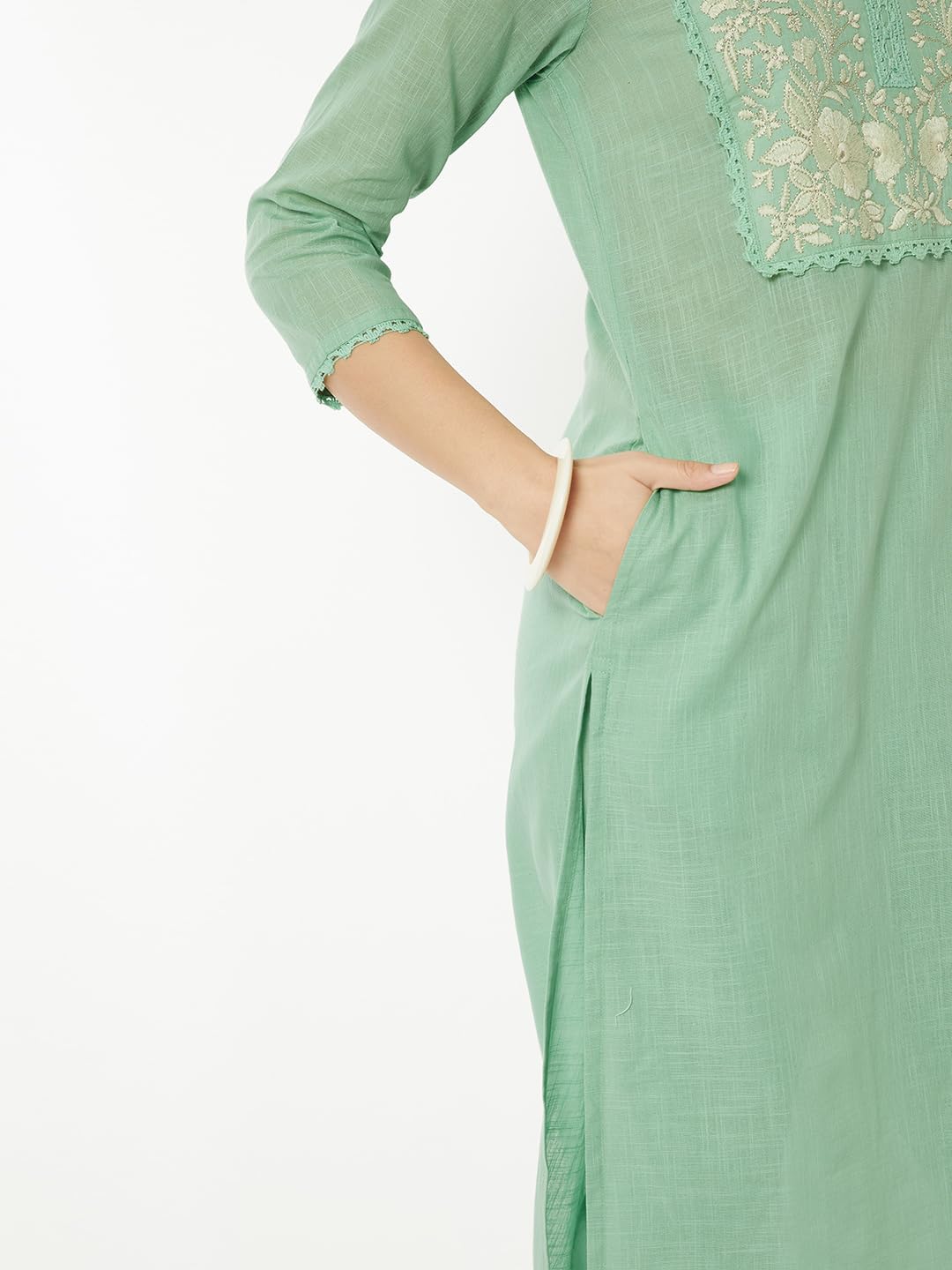 Max Women Embroidered Straight Kurta Set (Green_S)