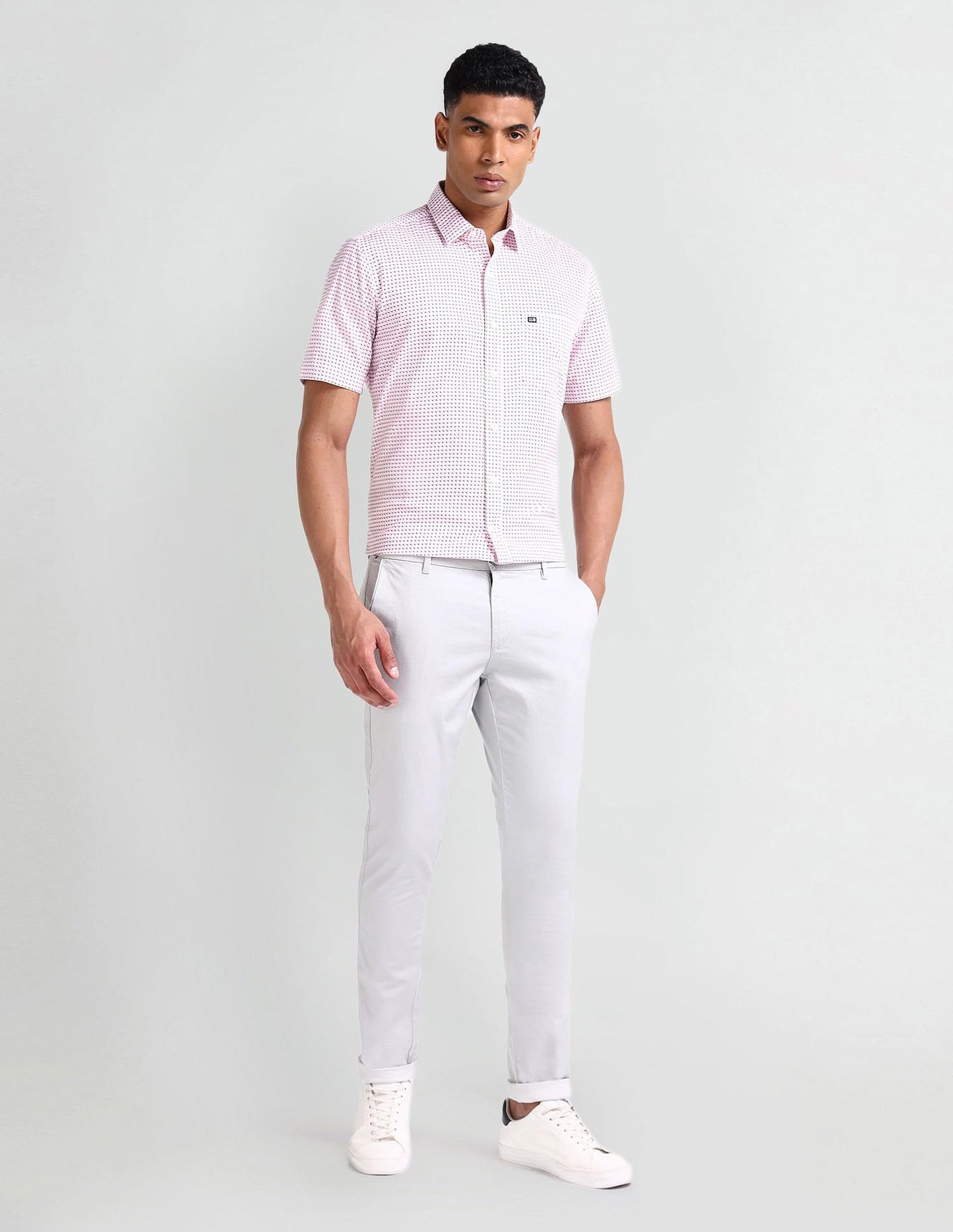 Arrow Sport Short Sleeve Geometric Print Shirt Light Pink