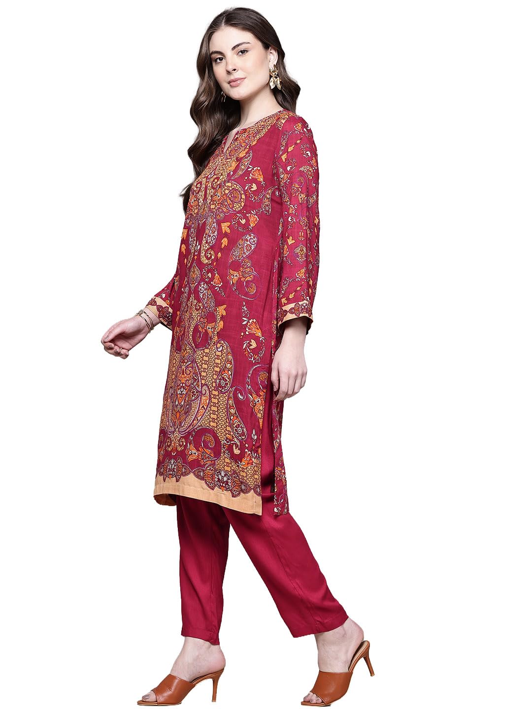 Aarke Ritu Kumar Maroon Dandelion Round Neck Kurta With Pant And Dupatta