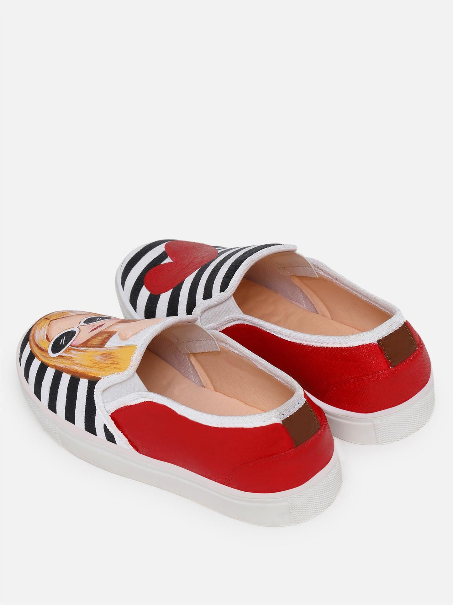 THE QUIRKY NAARI Fashionista Slipons for The Fashion Forward | Red