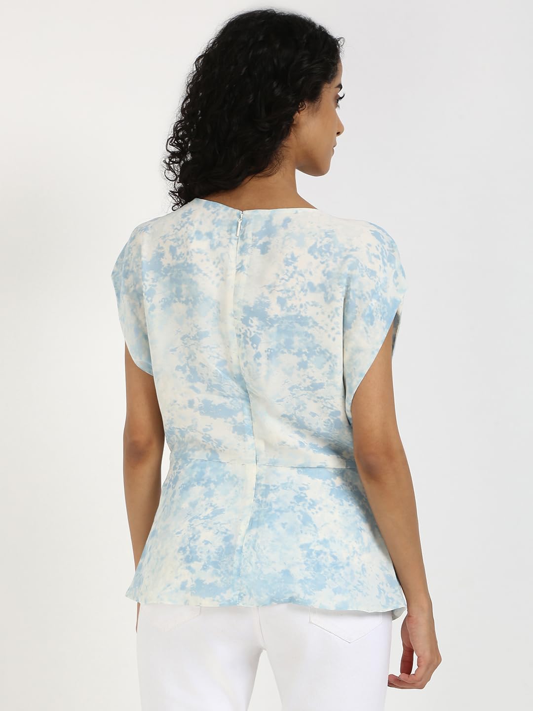 Calvin Klein Jeans Women's 0 Regular Fit T-Shirt