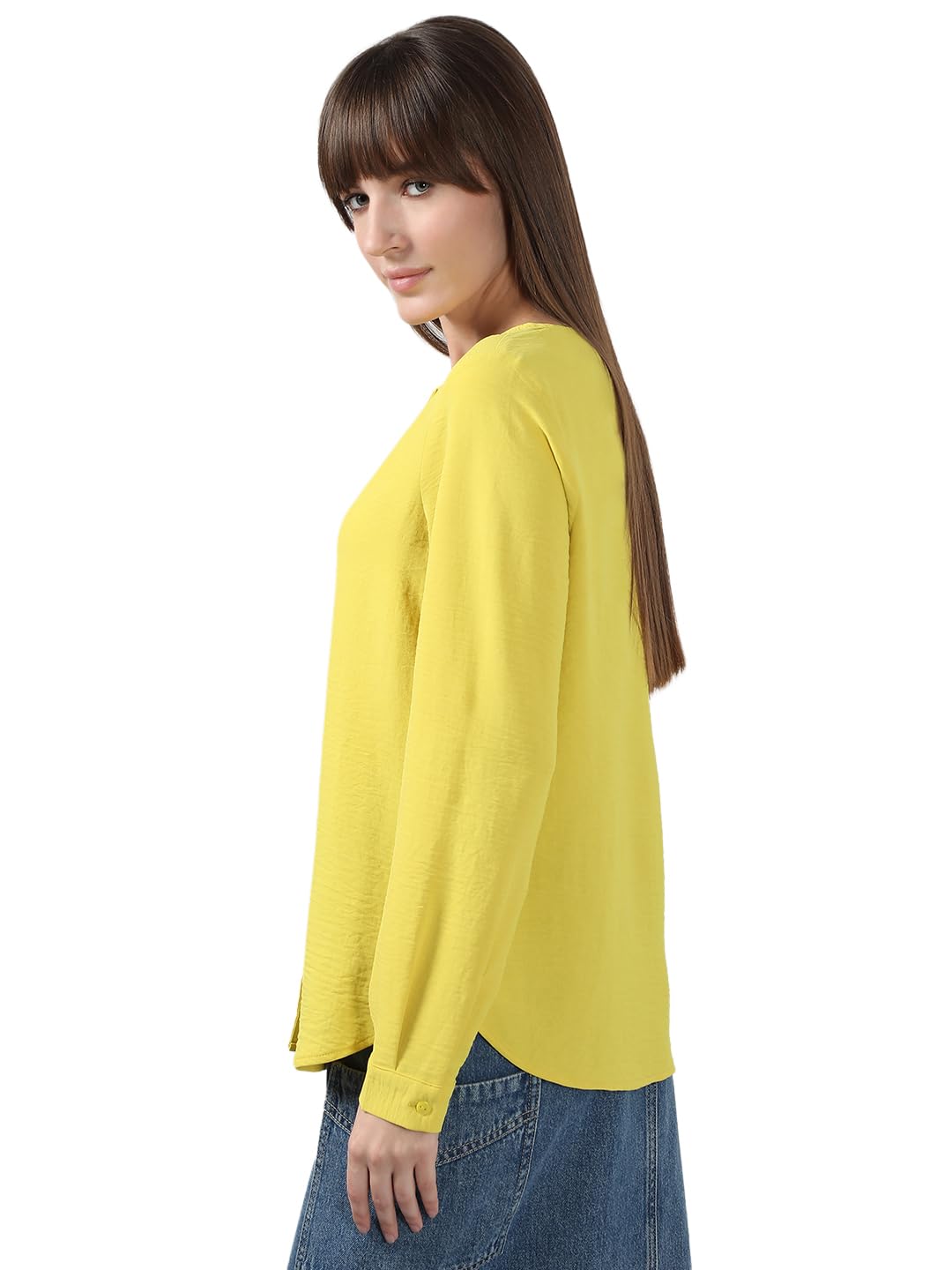 VERO MODA Women's Solid Regular Fit Shirt