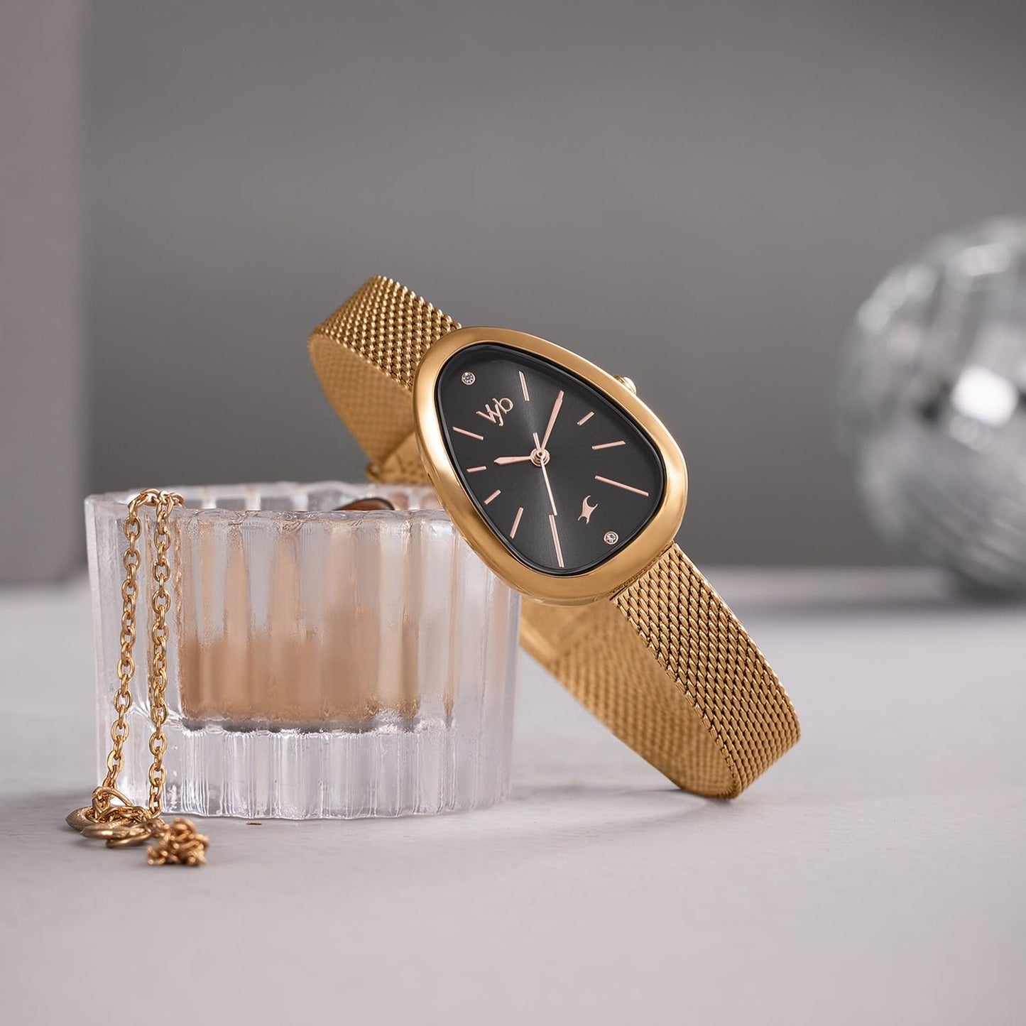 Fastrack Vyb Prodigy Quartz Analog Grey Dial Rose Gold Stainless Steel Strap Watch for Women - FV60073WM02W