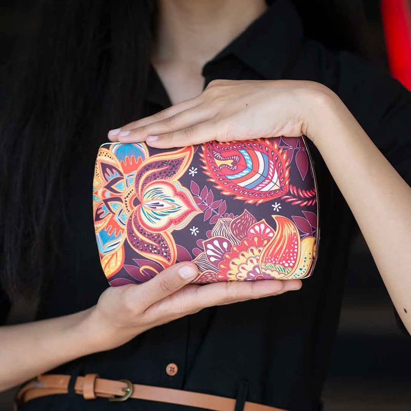 Multicolor Leaves And Flower Printed Clutch