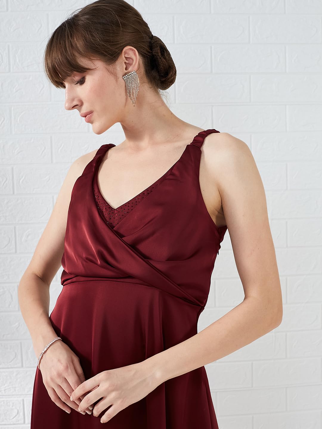 Latin Quarters Women's Maroon Sleeveless V-Neck Solid Party Maxi Dress_XXL