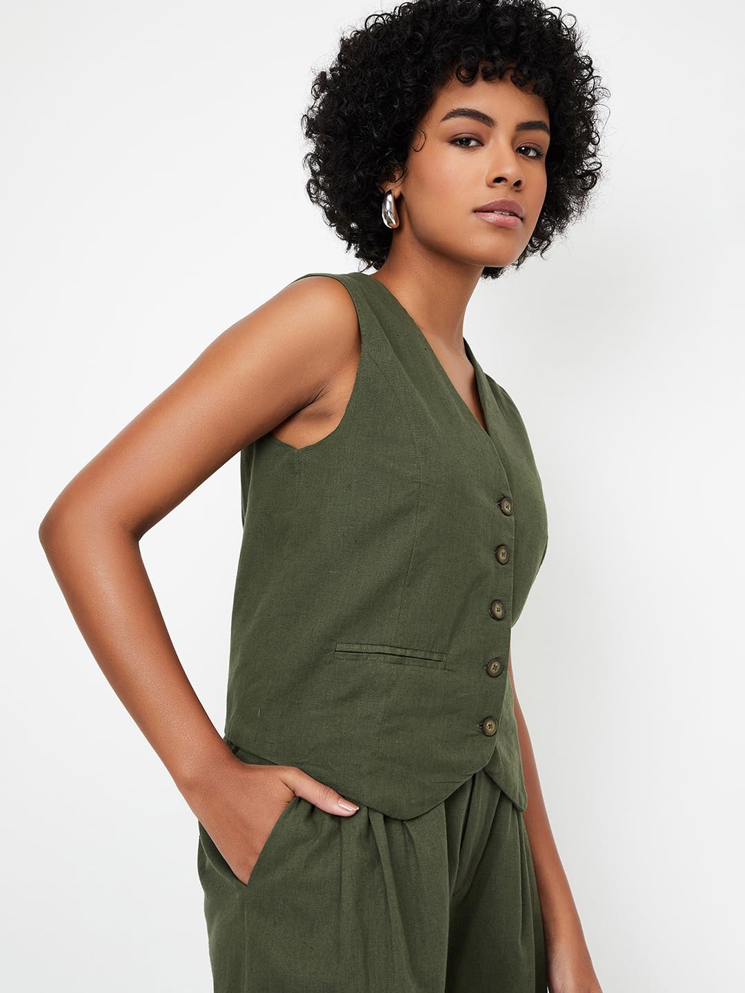 Max Women Solid Waistcoat Style Top_Olive_XS