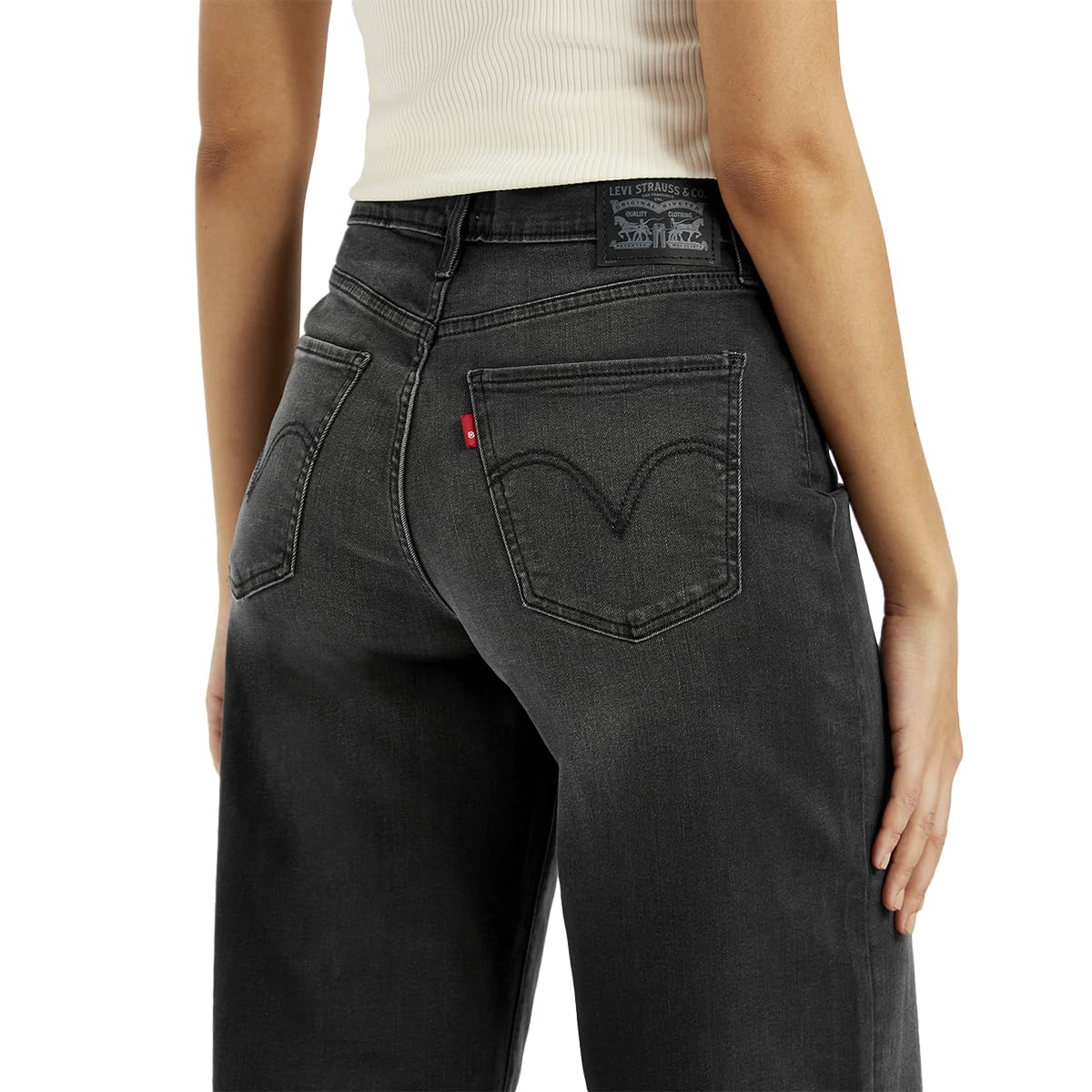 Levi's Women's Black Flared Fit High-Rise Jeans, 1002, 26