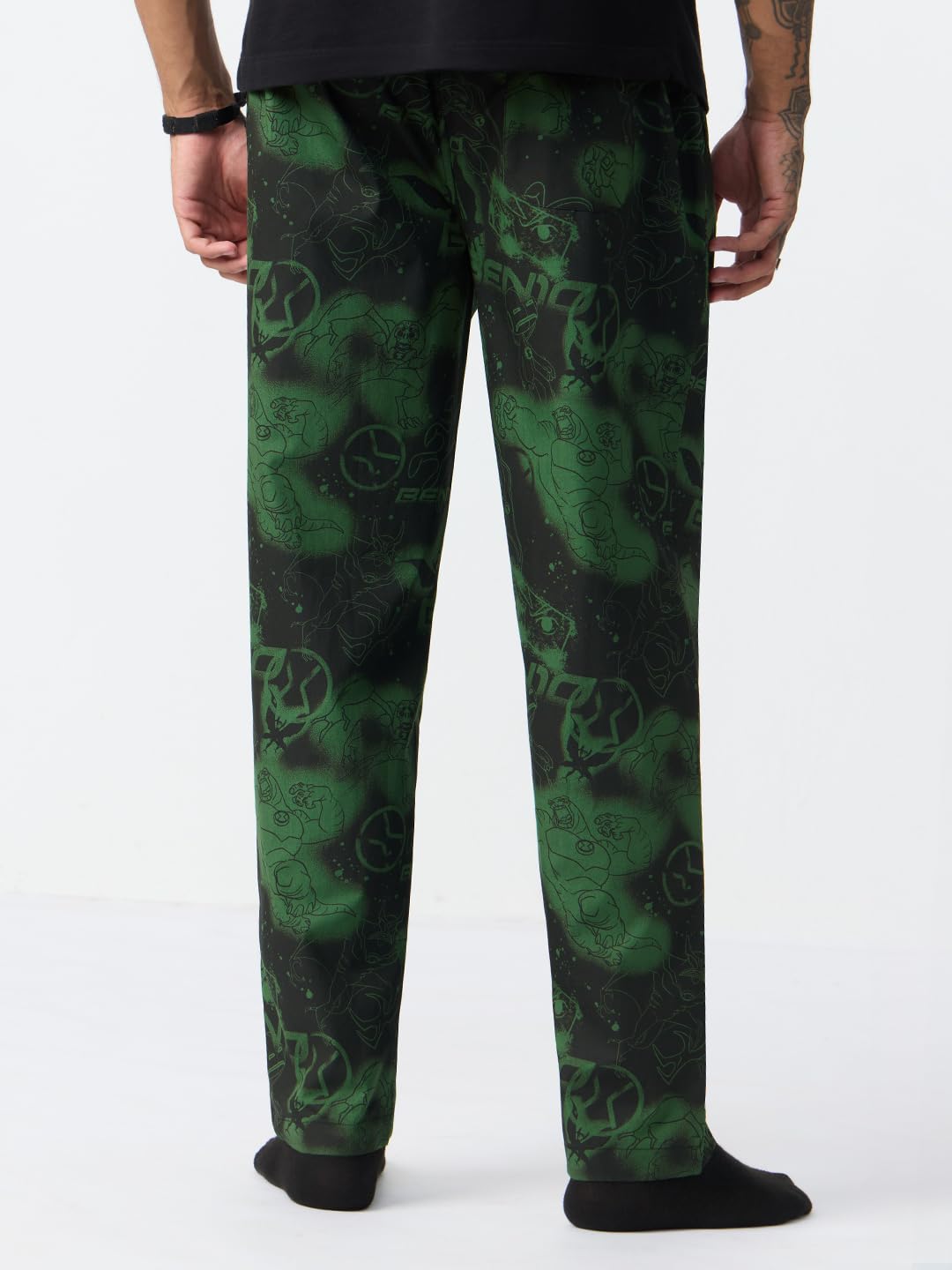 The Souled Store Ben 10 Alien Force: Heroic Graphic Print Men and Boys Elasticated Waist Black and Green All-Over Print Cotton Regular Fit Breathable Lightweight Lounge Pyjamas |Black