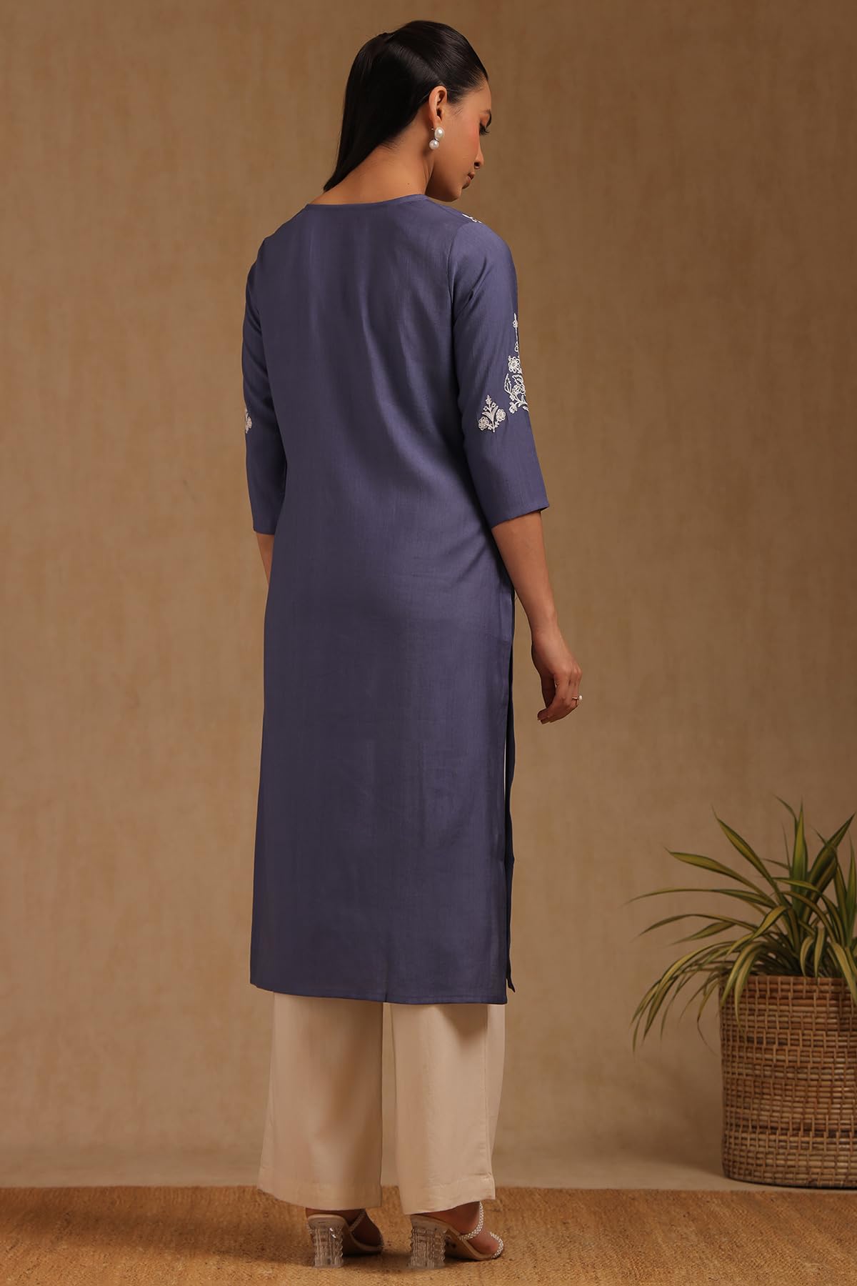 Soch Womens Gadwal Embroidered Kurta with Thread Work