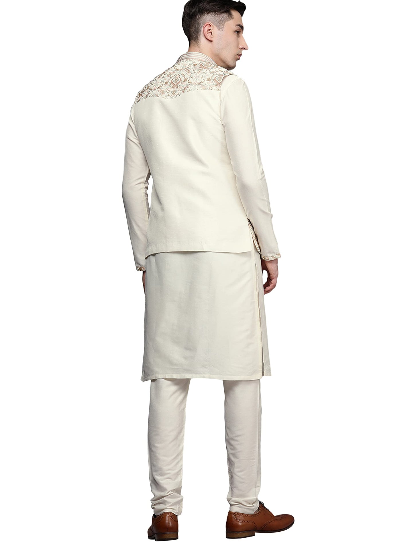 Manyavar Kurta Jacket Set for Men, Full Sleeves Mandarin Collar Ethnic Kurta Jacket Set for Festival, Wedding, Party Blended Viscous (Off White) (M)