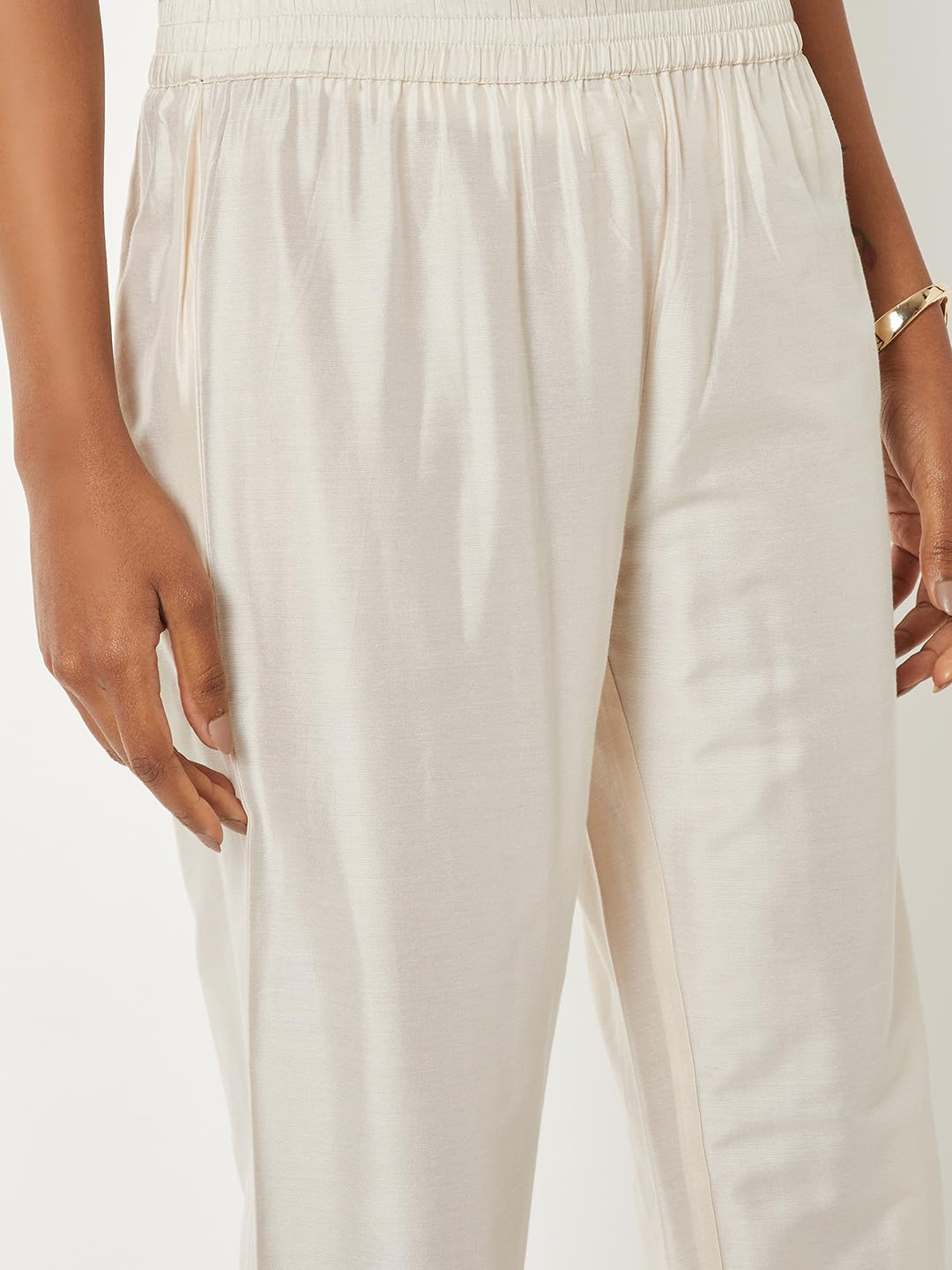 Max Women Embroidered A-line Kurta Set(White_XXL)