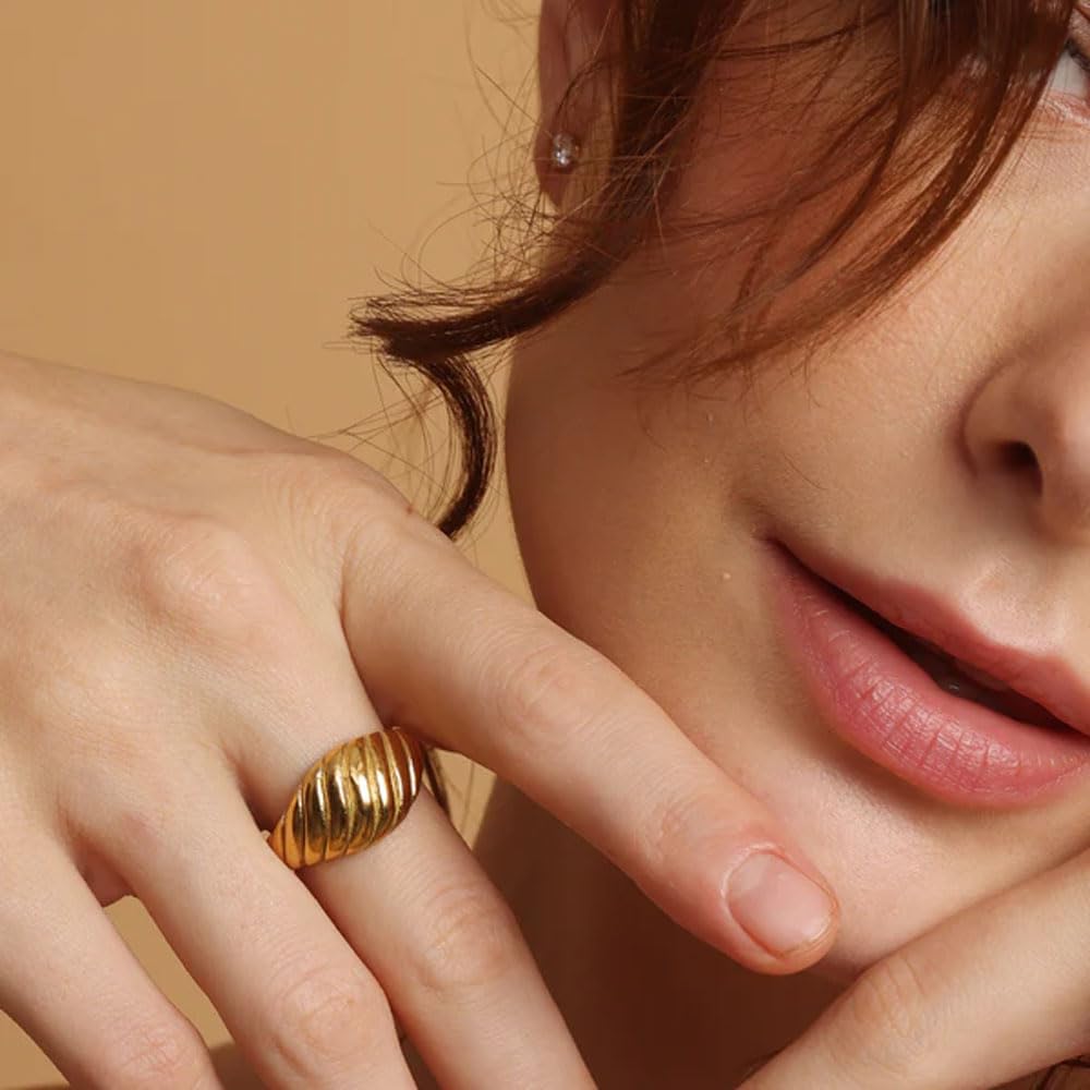 PALMONAS Croissant Dome Ring