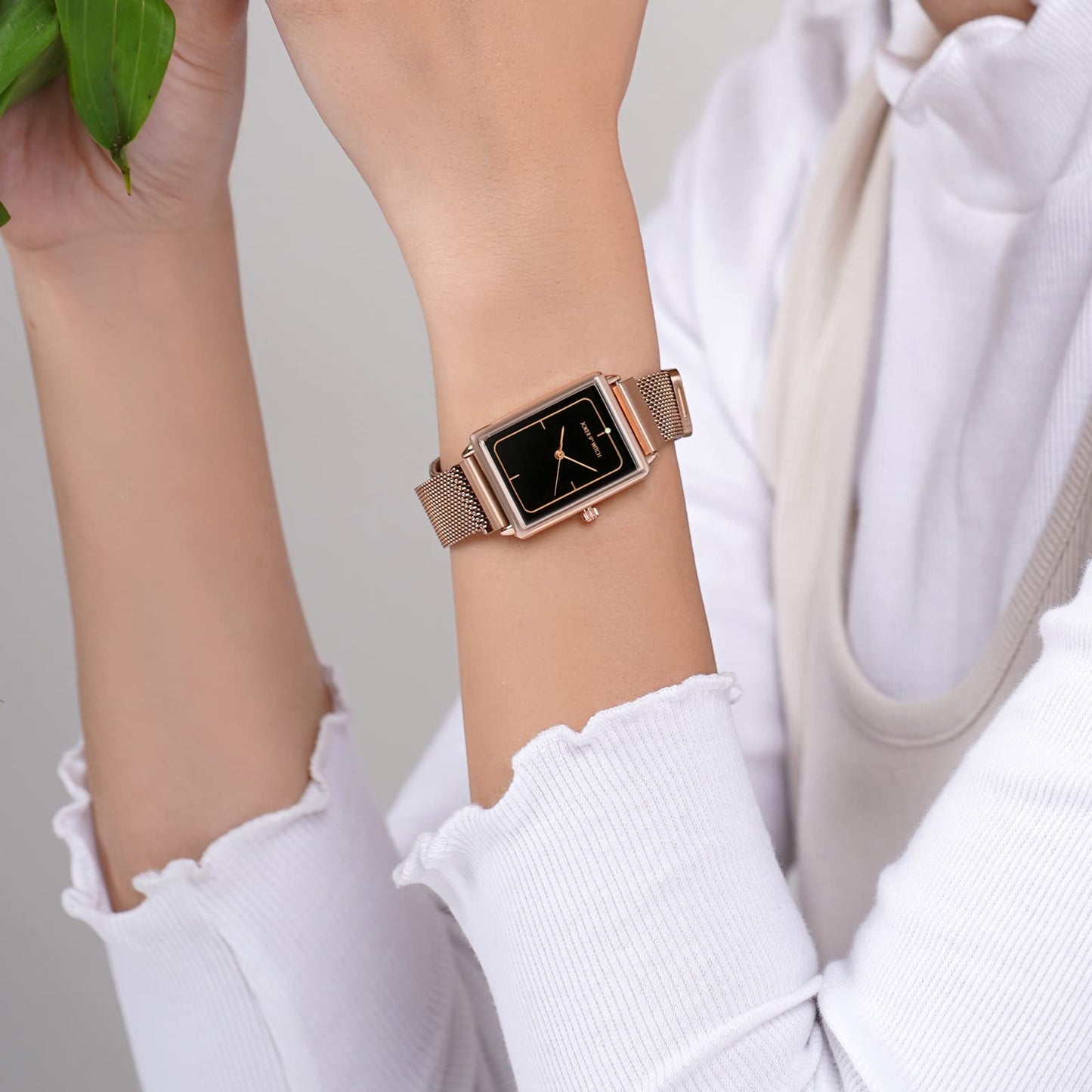 Joker & Witch Quad Black Rectangle Dial Rosegold Mesh Strap Analog Women's Watch