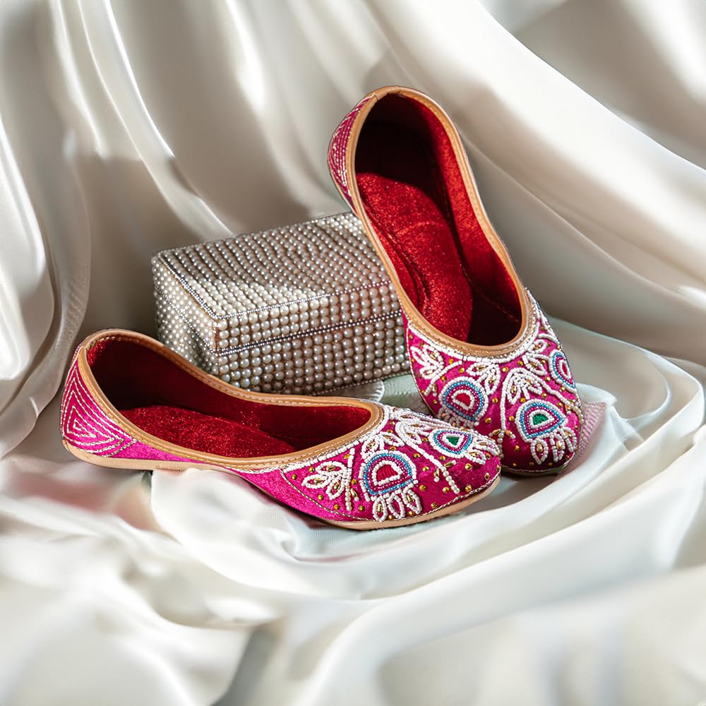 Indifeet Jutti for Women, Punjabi Juti Mojaris, Stylish Mojri Footwear, New Juttis Ethnic Traditional Girls Rajasthani Ladies Shoes Jaipuri Wedding Bridal Mojdi Pink, 6 UK