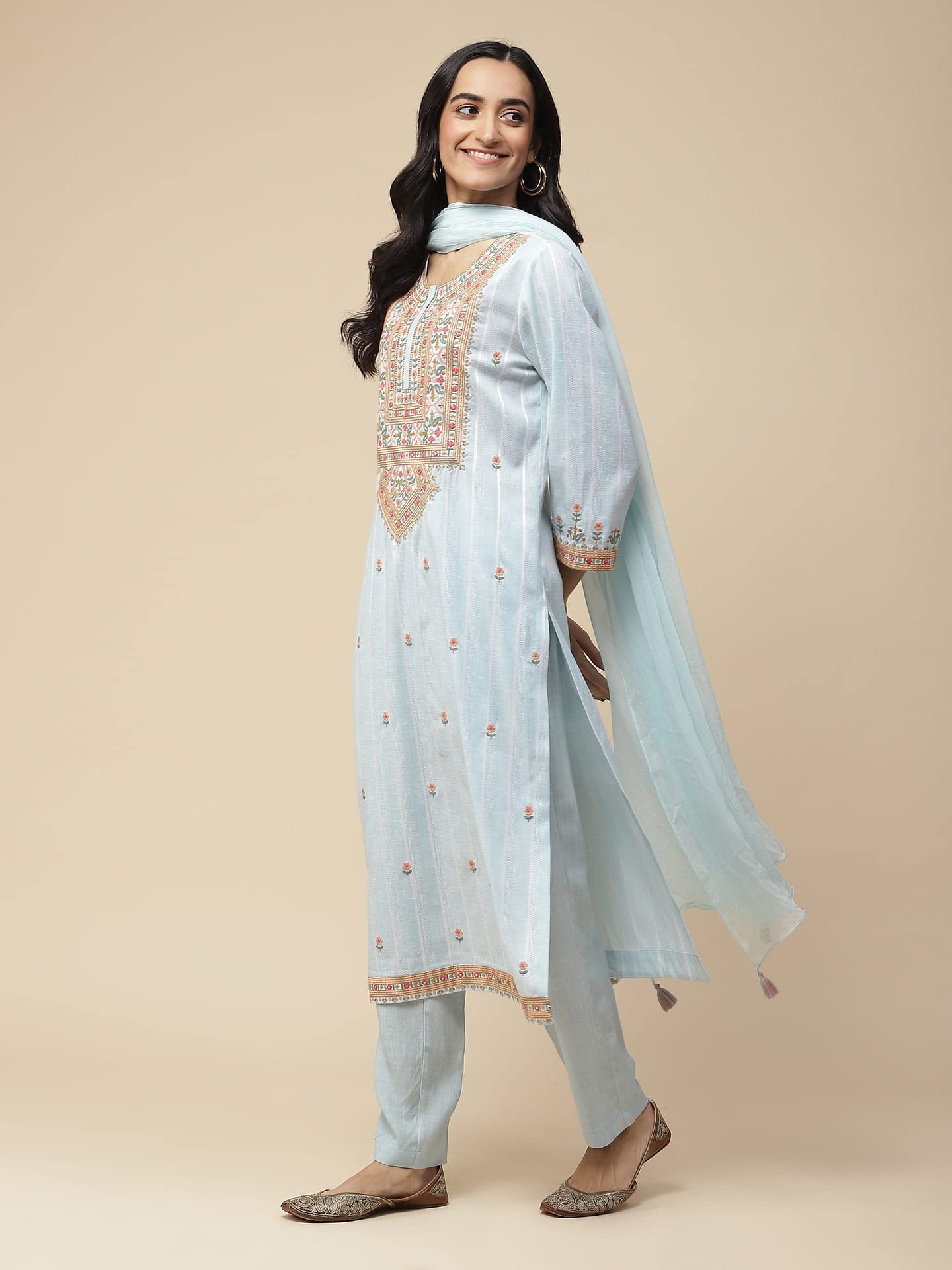 Aarke Ritu Kumar Blue Embroidered Kurta With Pant And Dupatta