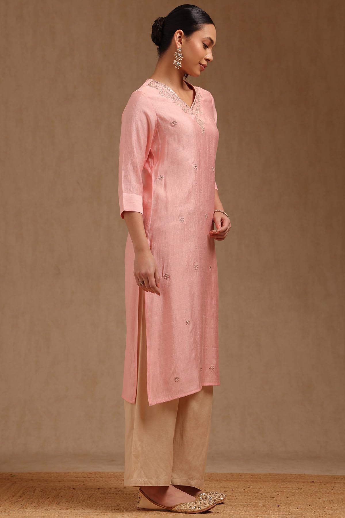 Soch Womens Pink Gadwal Embroidered Kurta with Thread Work