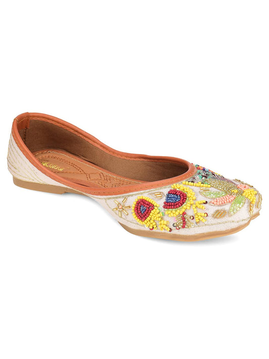DESI COLOUR Women Embellished MultiColour Punjabi Jutti (Multi, UK Footwear Size System, Adult, Women, Numeric, Medium, 5)