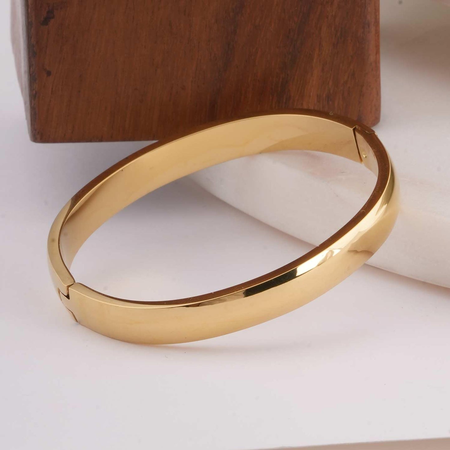 PALMONAS Plain Gold Bangles Bracelet for Women (Size -4,5,6,7) - Gift for Women & Girls, Women's Jewellery | Waterproof & Anti-Tarnish Bracelets