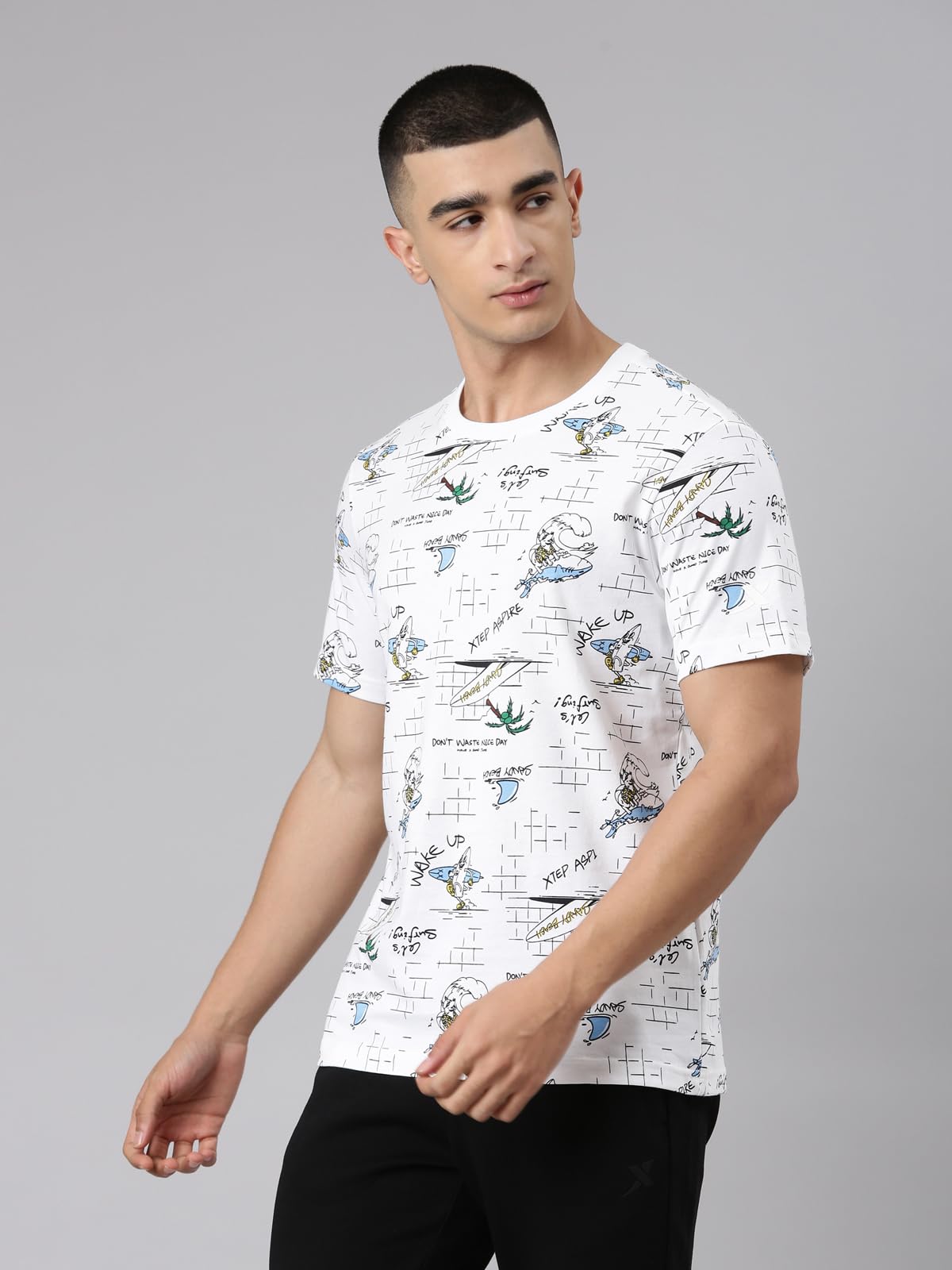 XTEP Men Lgnite Youth White Casual T-Shirt-L