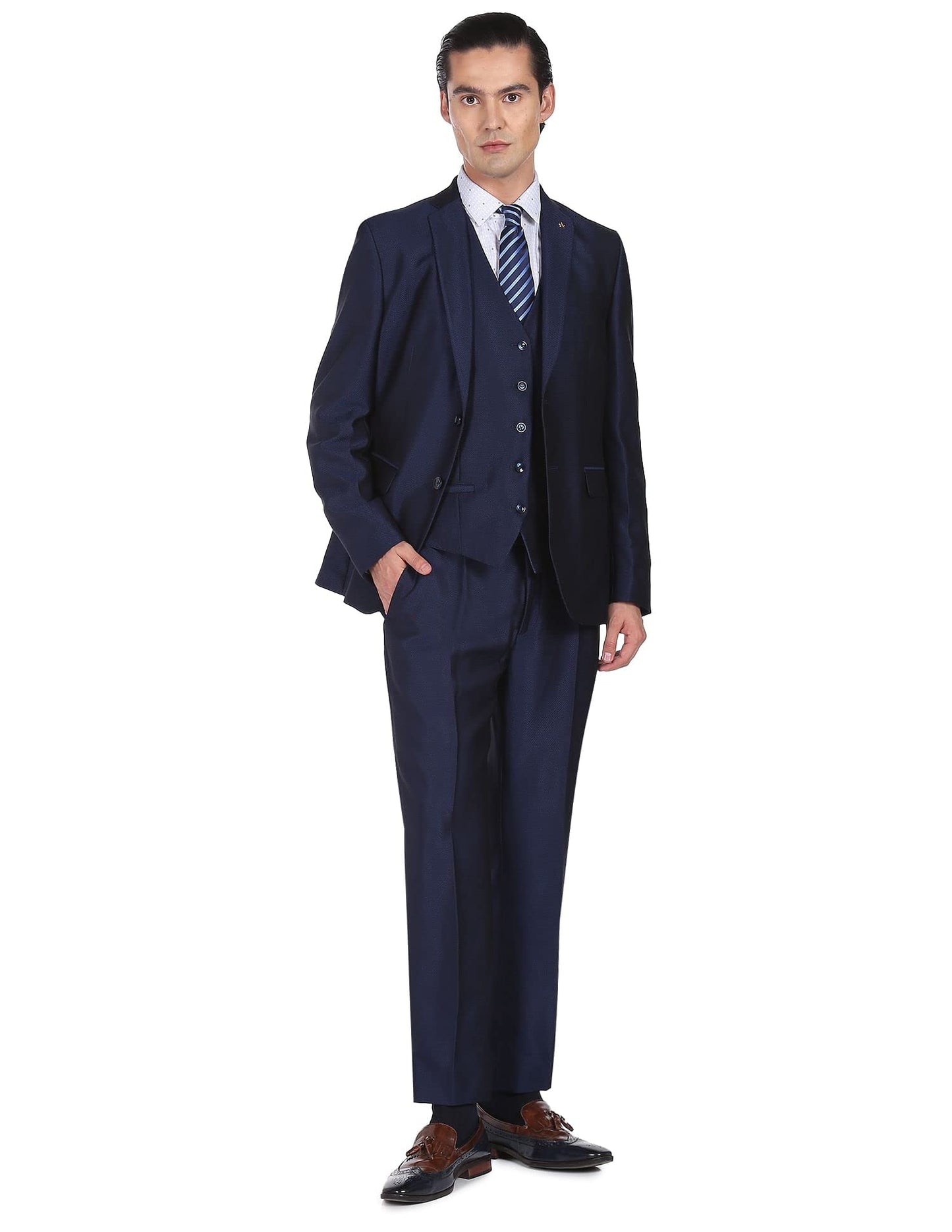 Arrow Men Navy Tailored Regular Fit Solid Three Piece Suit