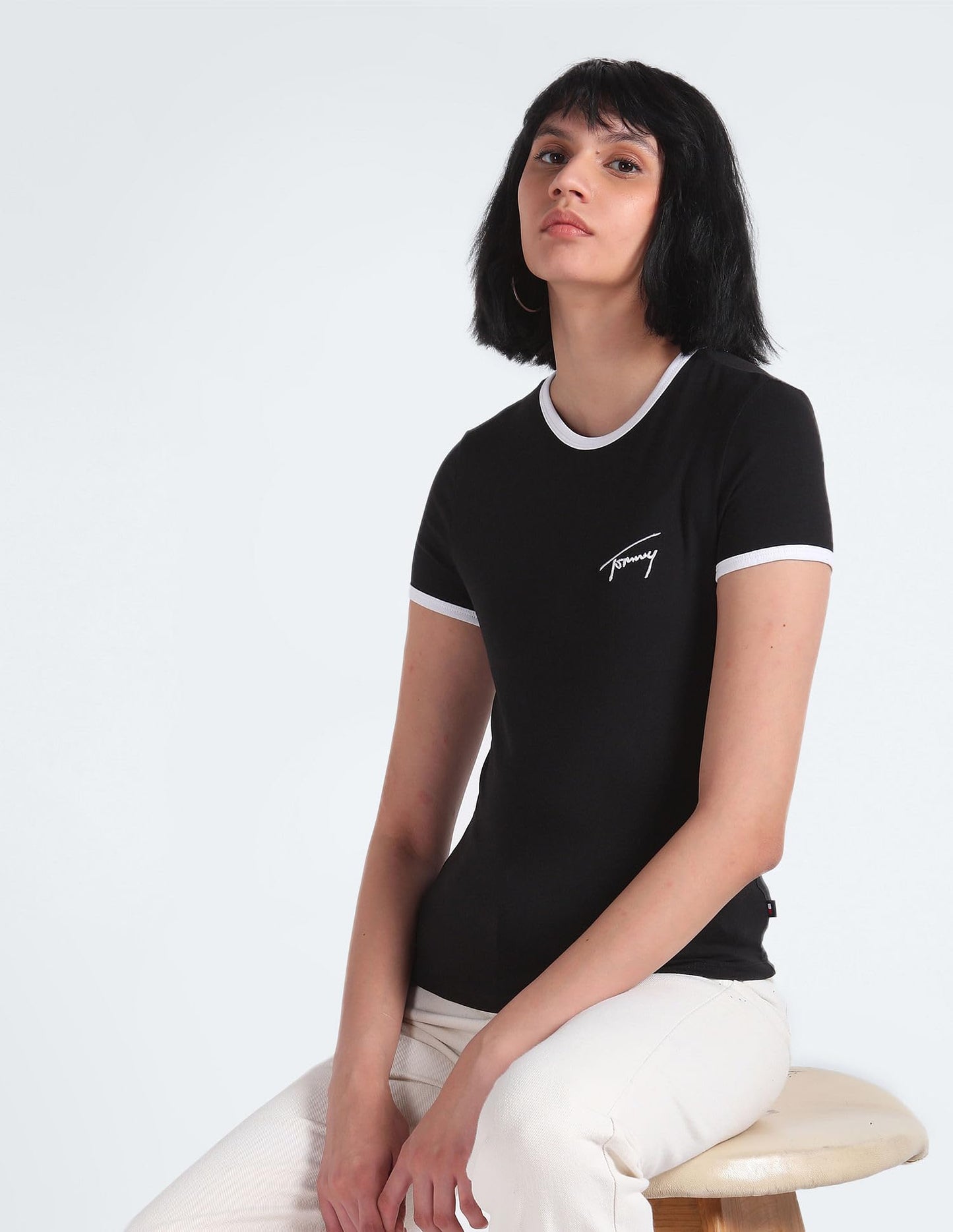 Tommy Hilfiger Womens Black Color T-Shirt (L)