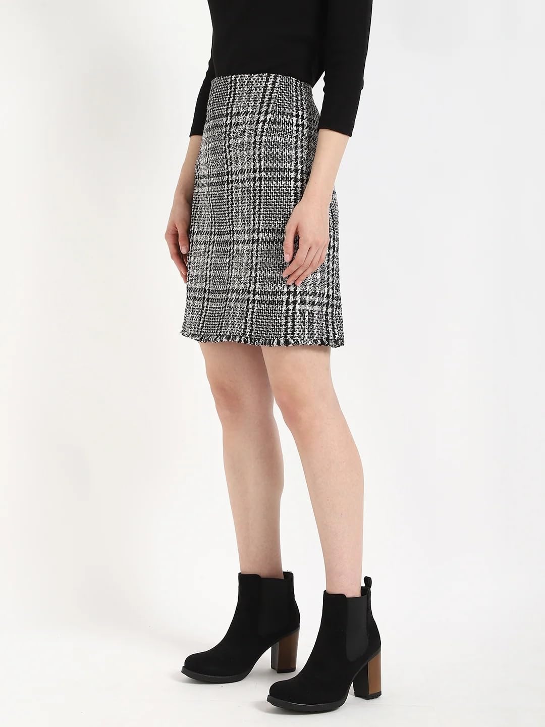 Regular Fit Checks Mid Rise Skirt